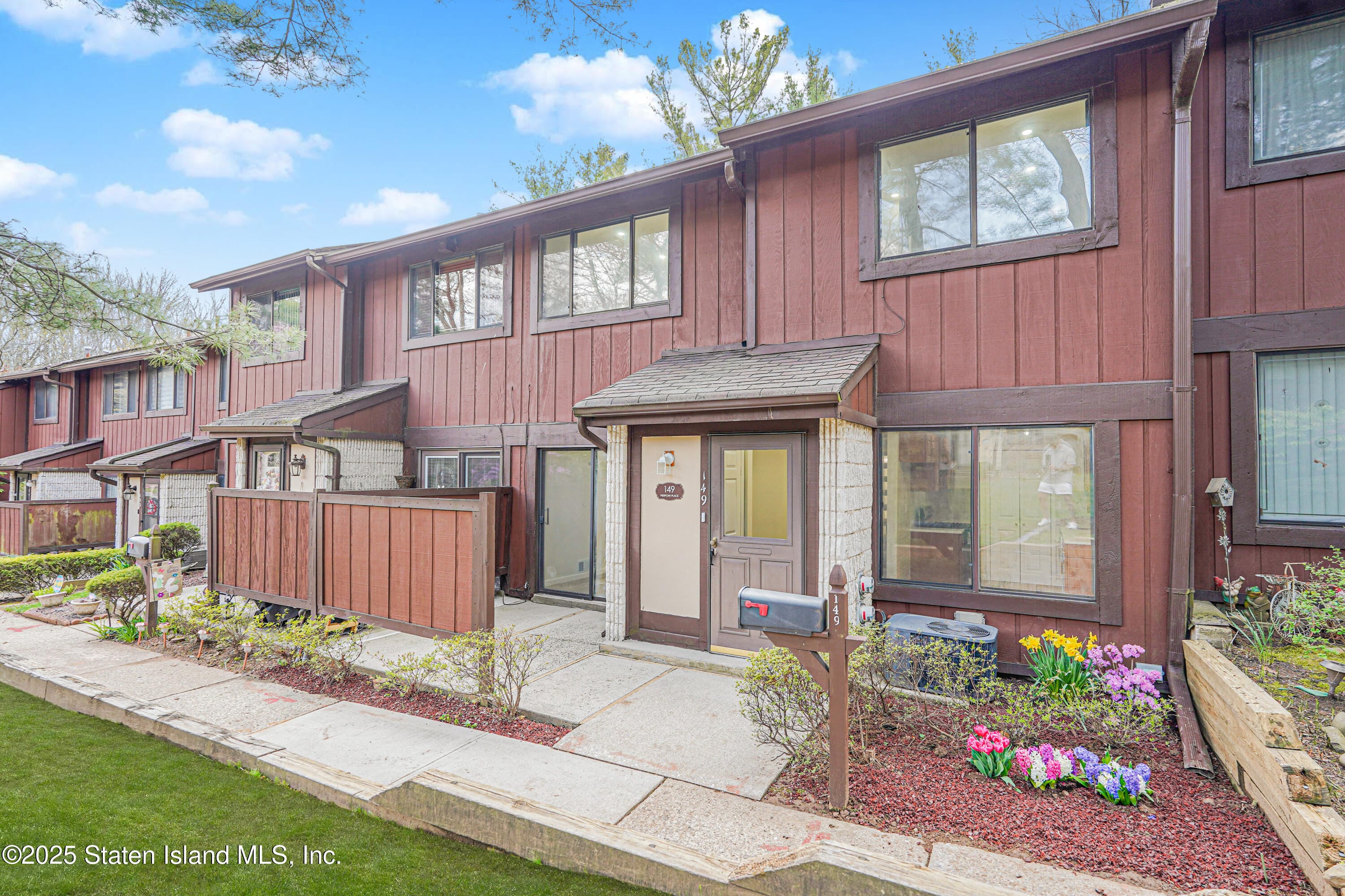 149 Pierpont Place Image 3