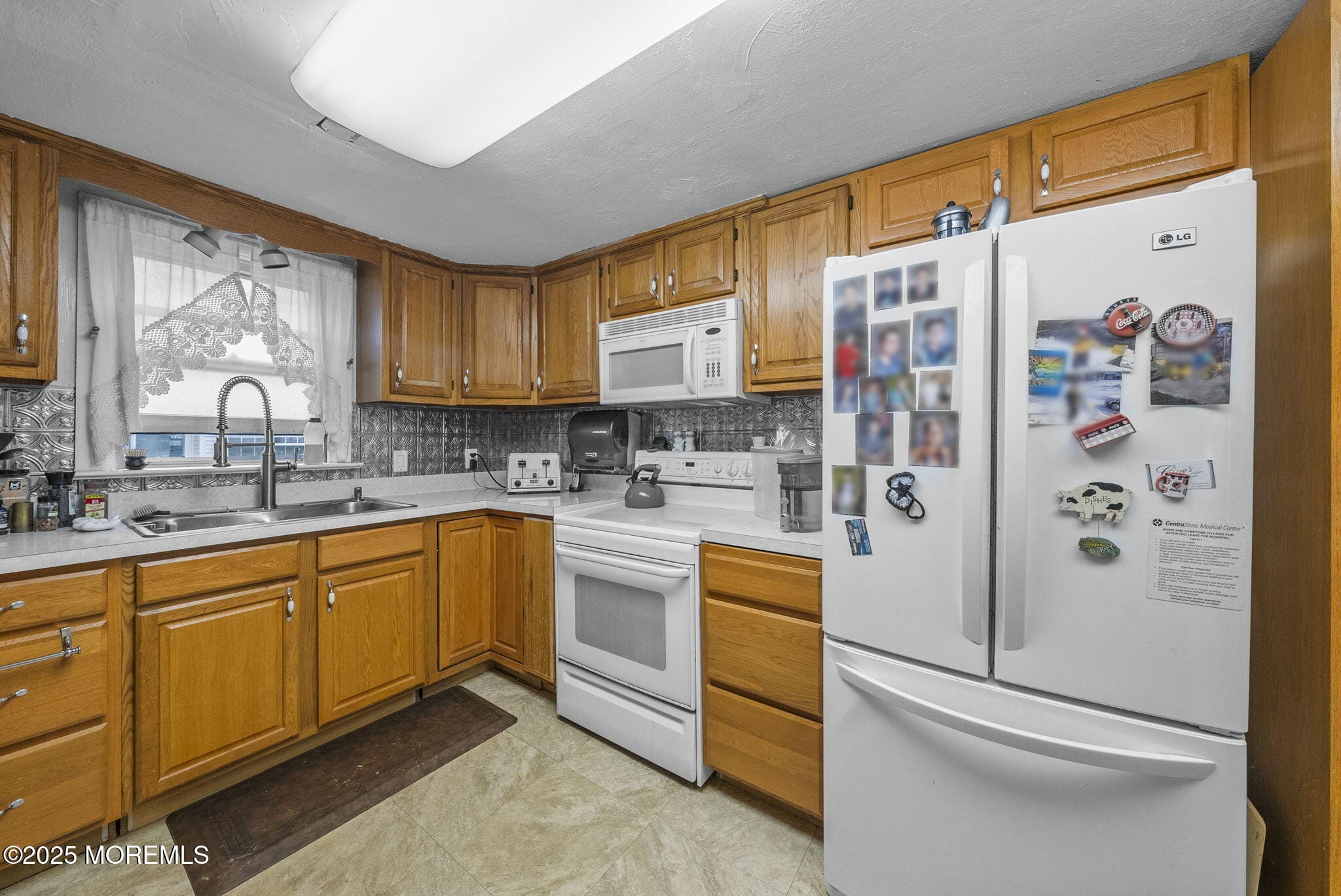 17 Wood Avenue, Englishtown, NJ, 07726 image 13