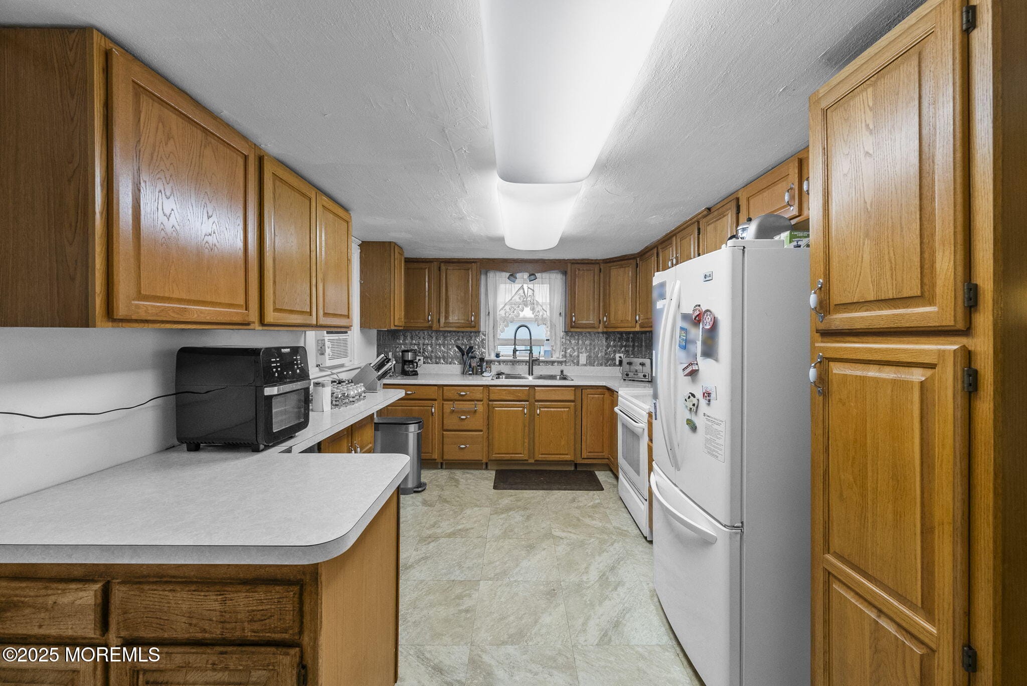 17 Wood Avenue, Englishtown, NJ, 07726 image 12