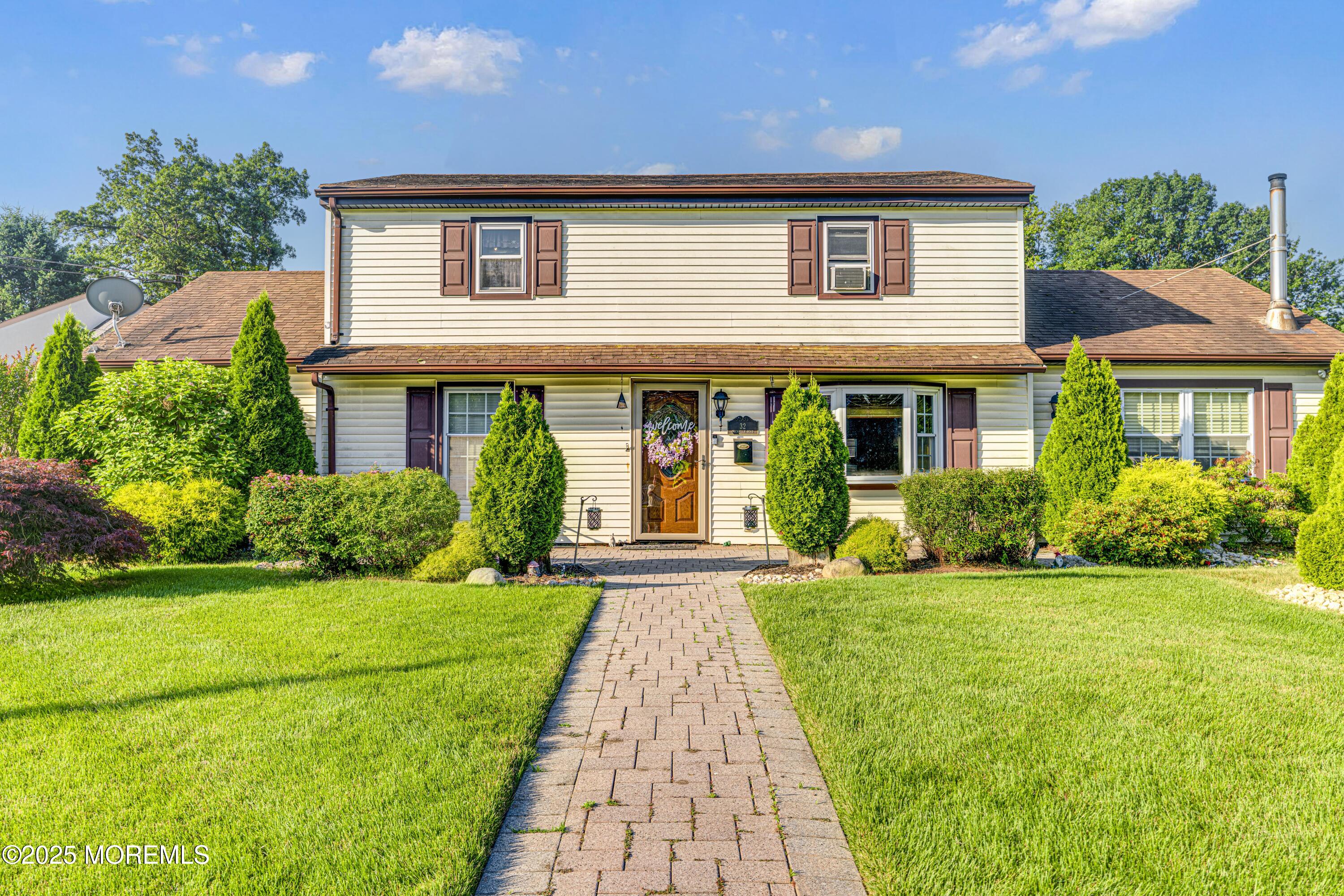 32 Glenville Road, Edison, NJ, 08817