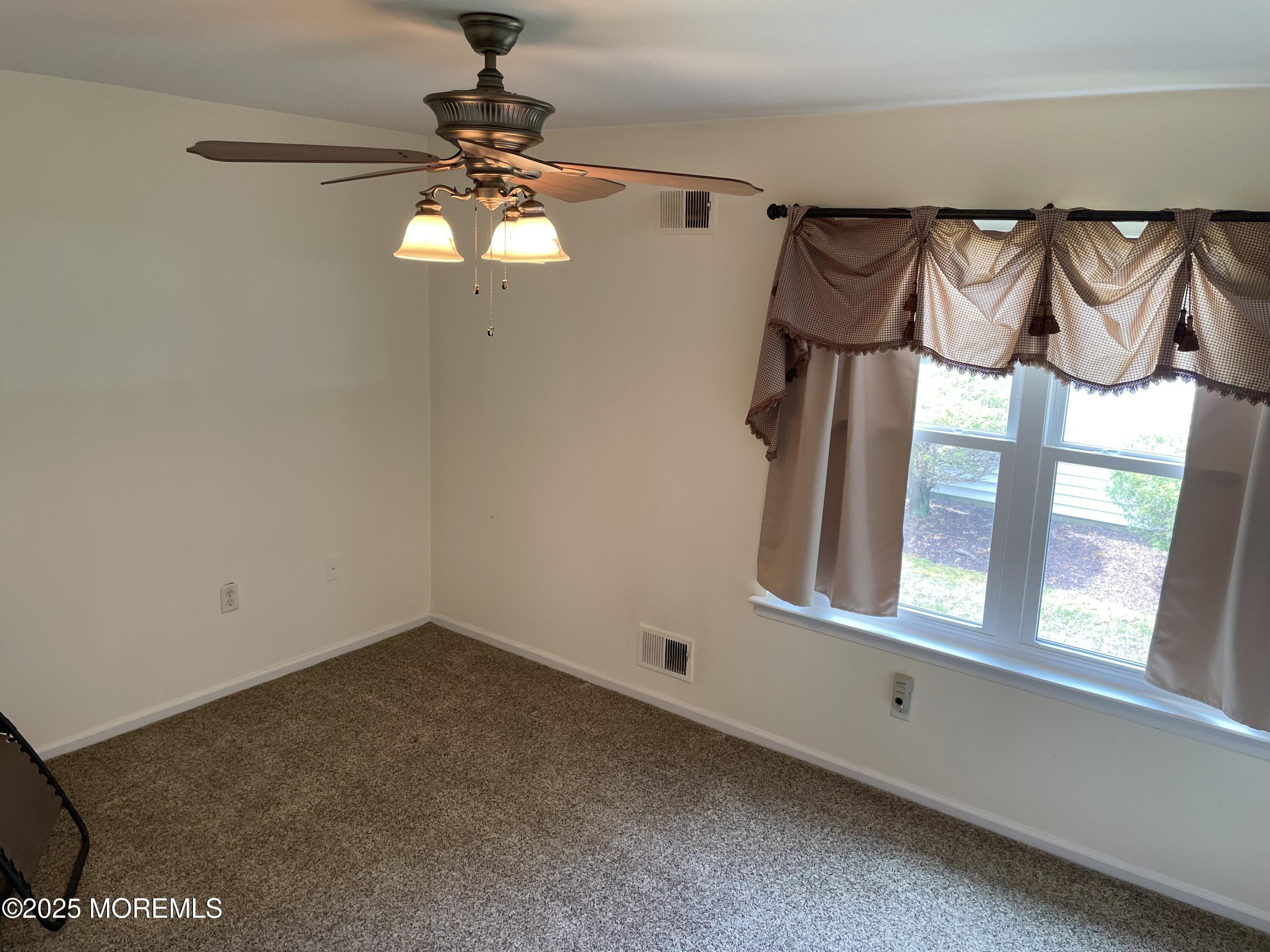 14 Weston Court Image 2