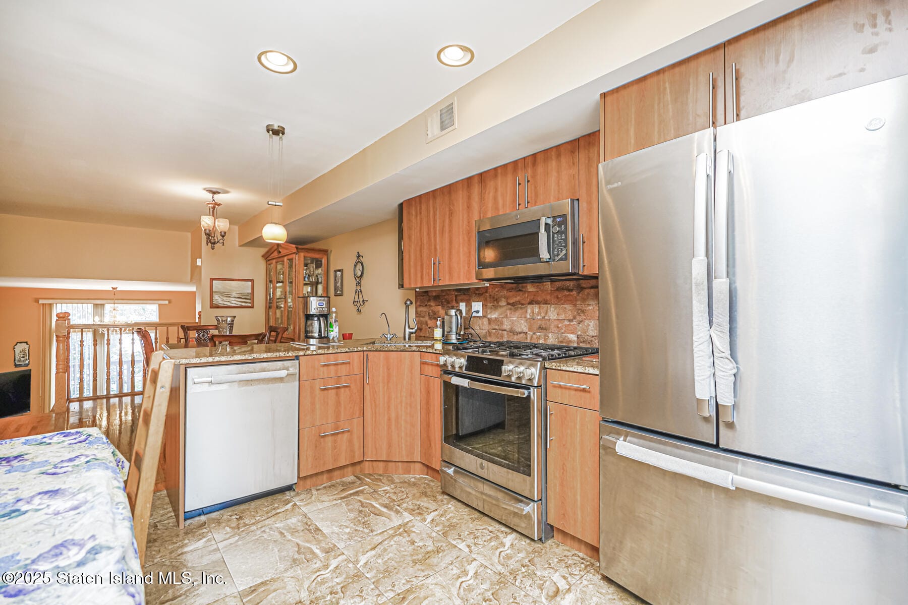 16 Fawn Lane, Staten Island, NY, 10306 image 10