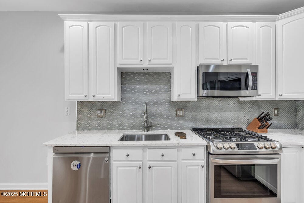 76 Deepwater Circle, Manalapan, NJ, 07726 image 13
