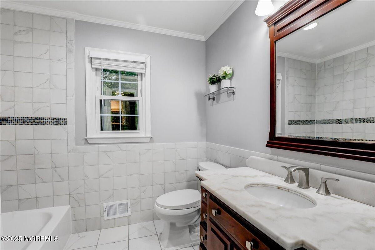 13 Manalapan Woods Drive, Manalapan, NJ, 07726 image 21