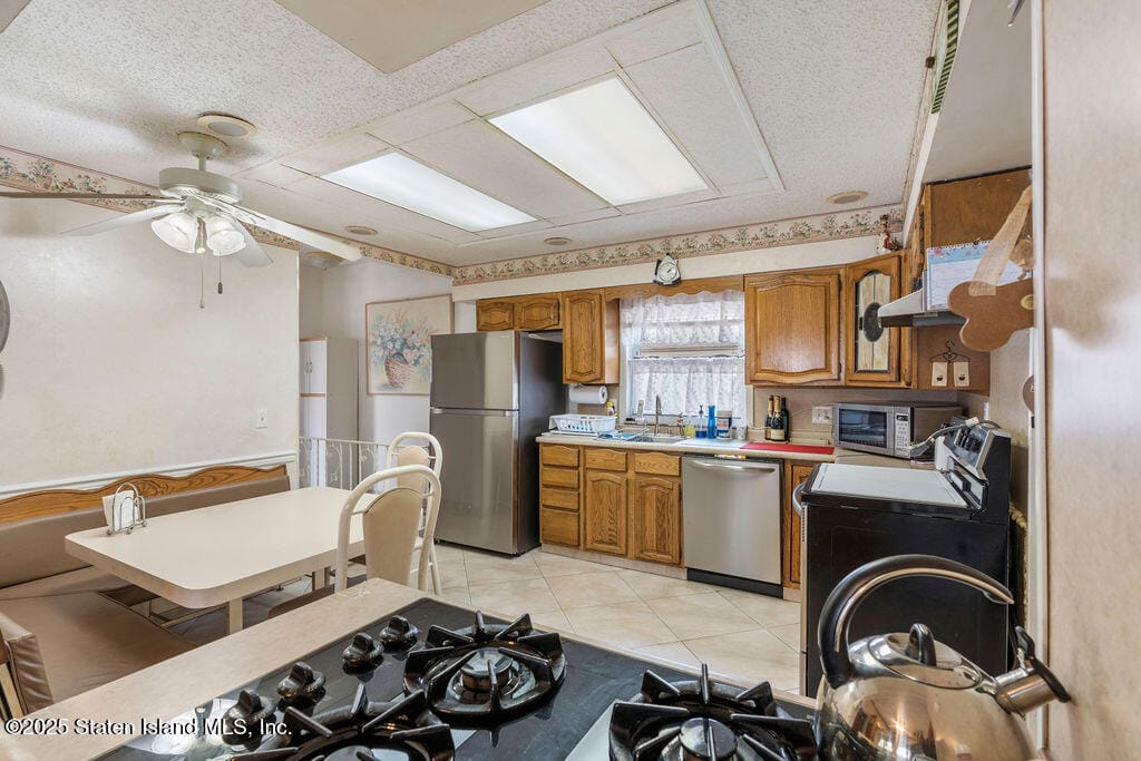 282 Seaview Avenue, Staten Island, NY, 10305 image 11