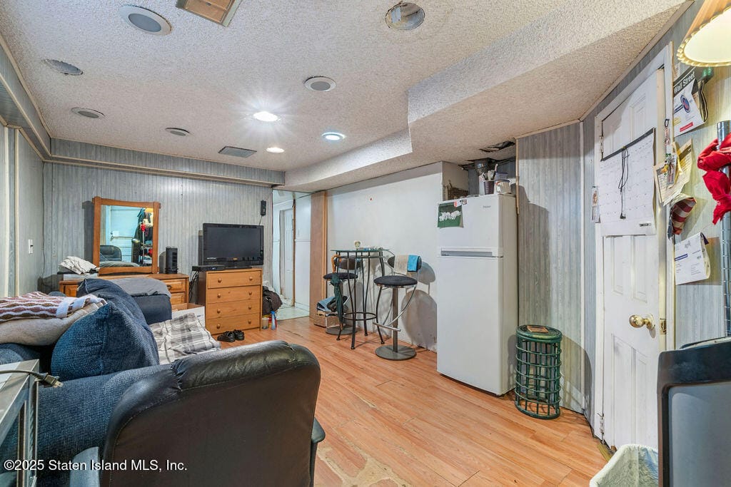 282 Seaview Avenue, Staten Island, NY, 10305 image 23