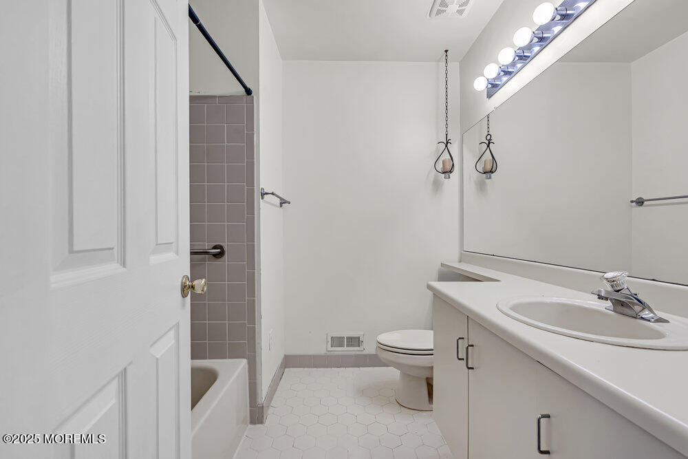 106 Tarpon Drive, Sea Girt, NJ, 08750 image 19
