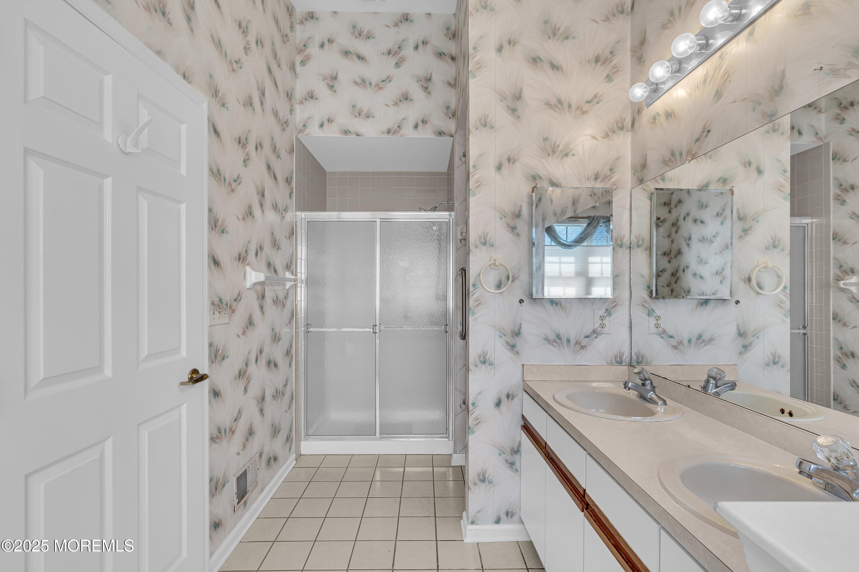 18 Stewart Court, Jackson, NJ, 08527 image 21