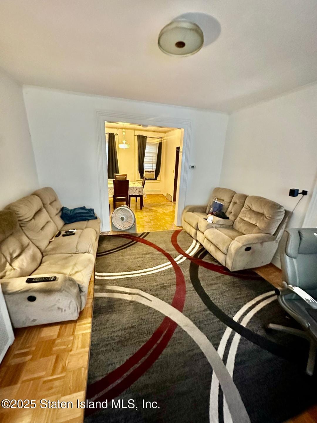 18 Cottage Place Image 3