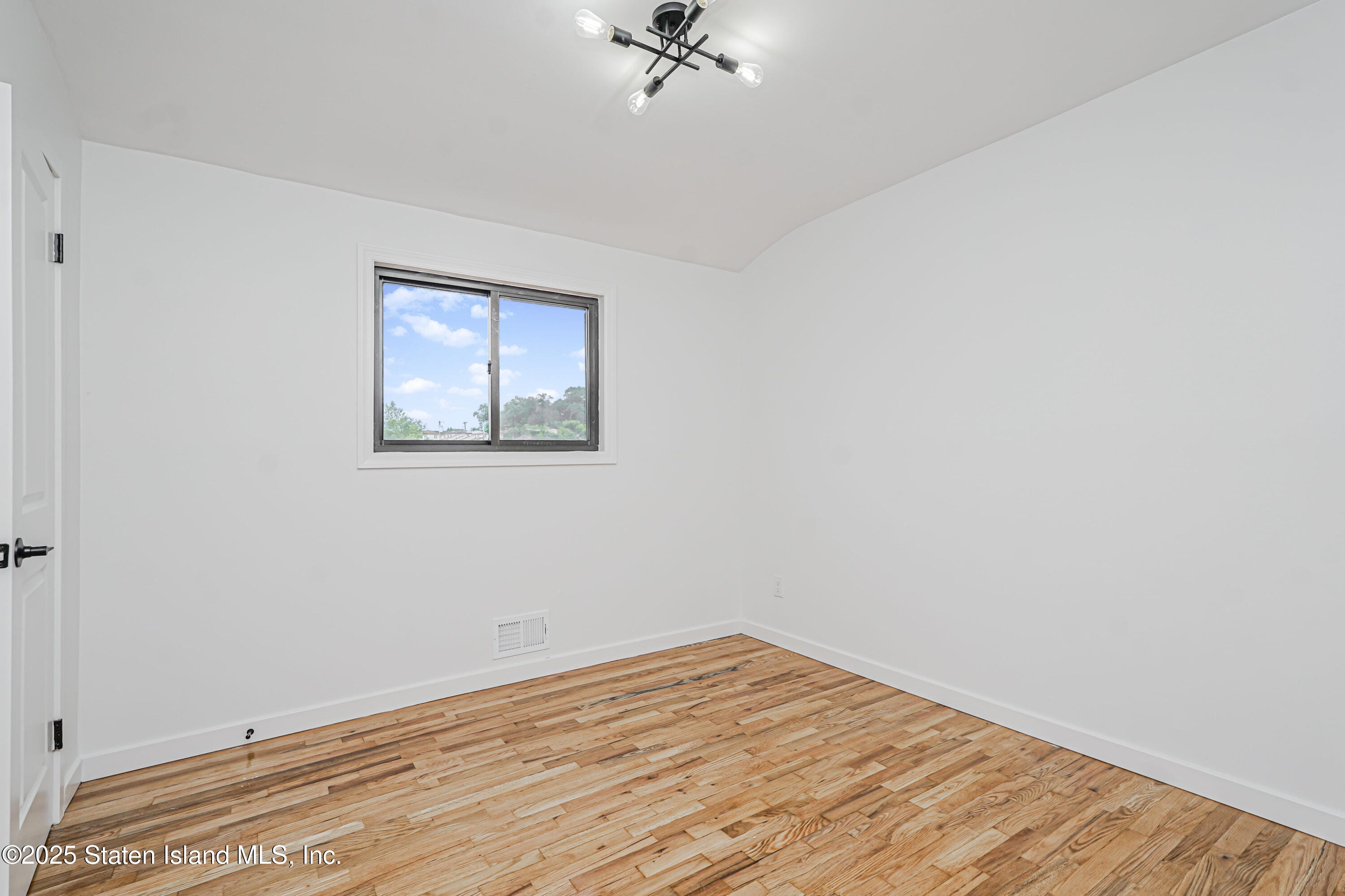 33 Dreyer Avenue, Staten Island, NY, 10314 image 17