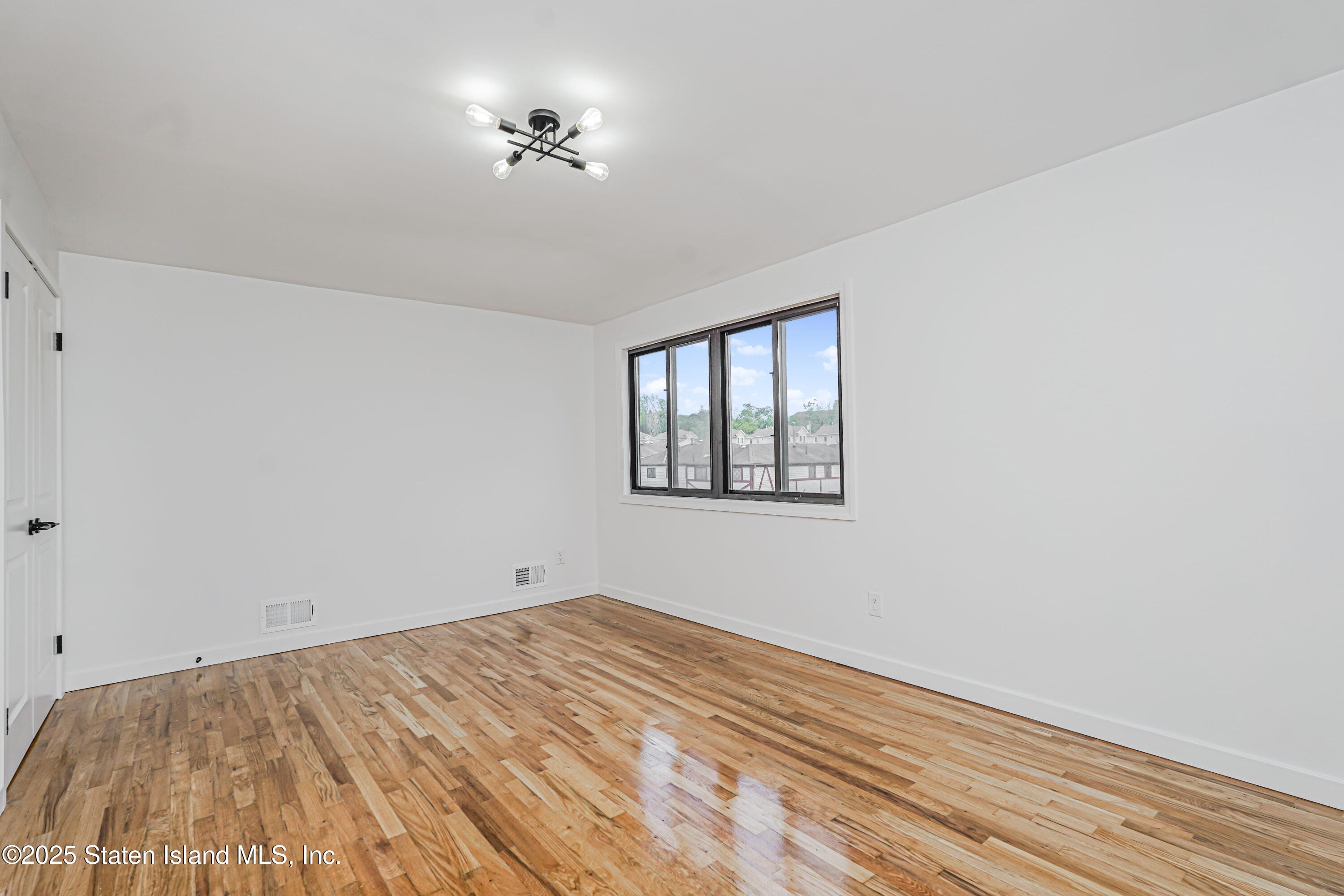 33 Dreyer Avenue, Staten Island, NY, 10314 image 18