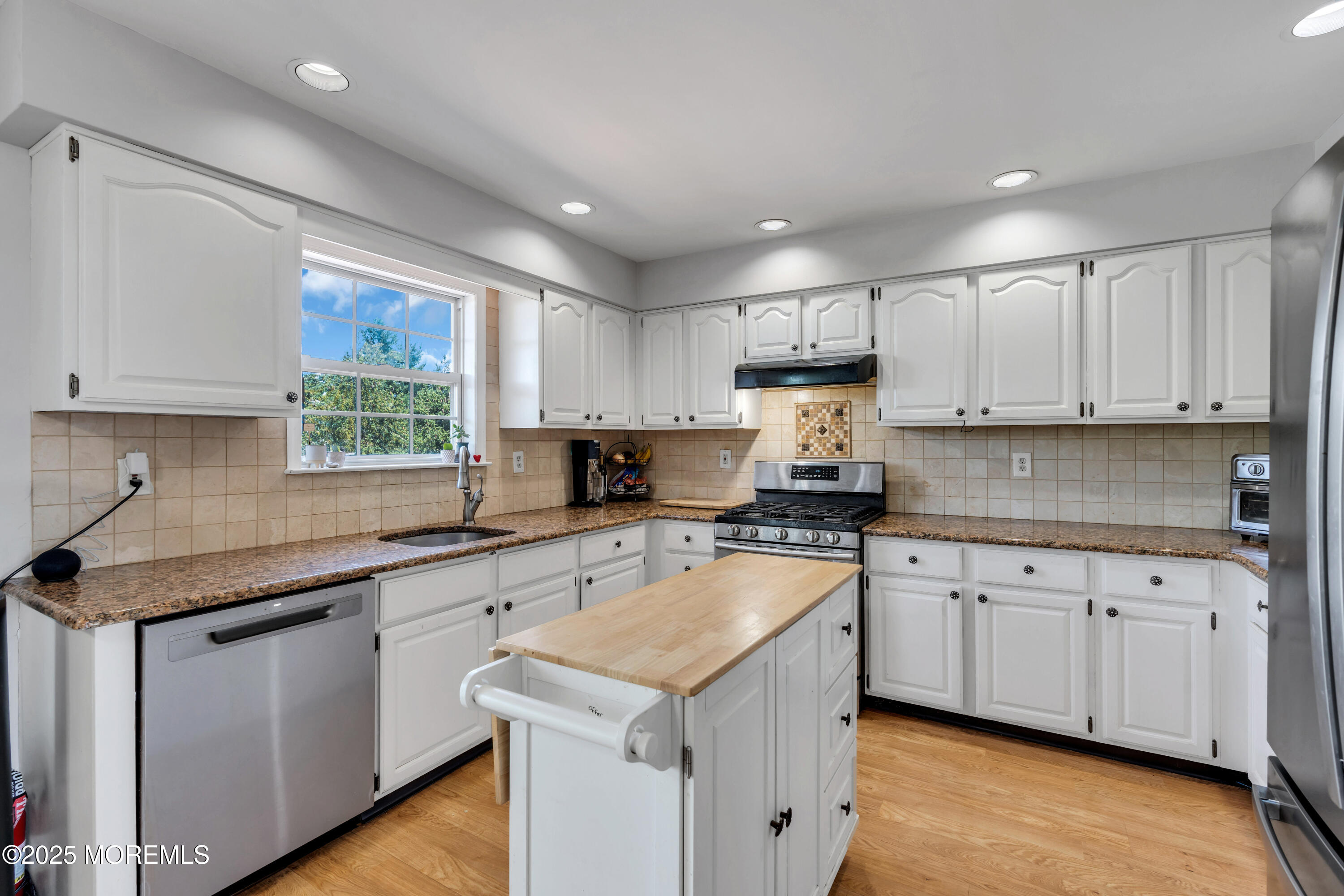 16 Arrowhead Way, Millstone, NJ, 08535 image 18