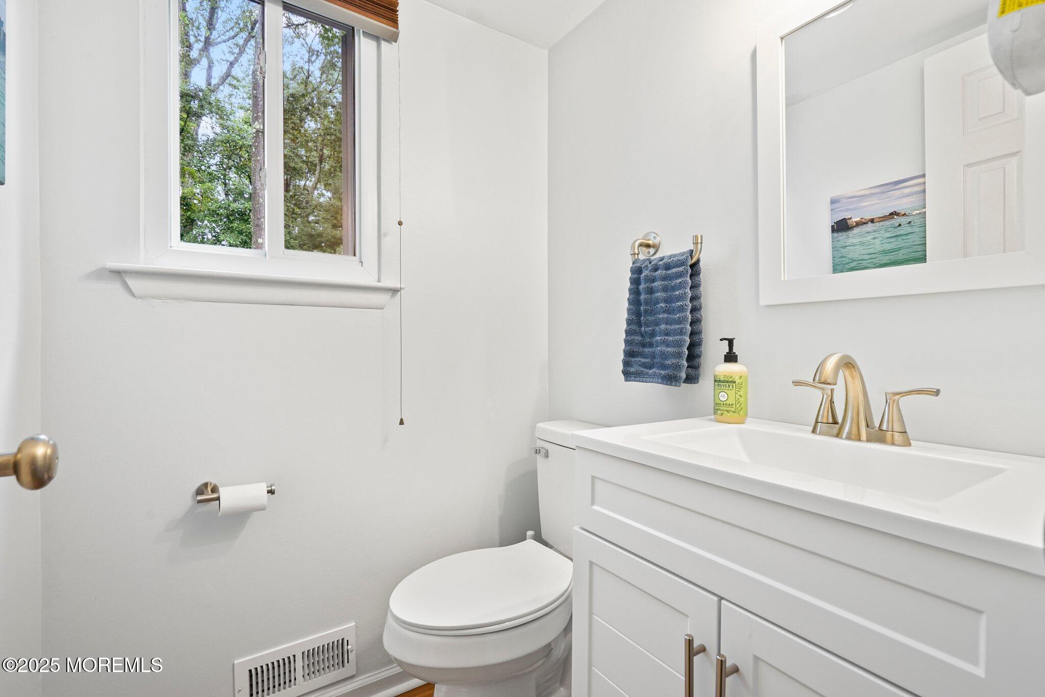 11 Hazelwood Court, Howell, NJ, 07731 image 15