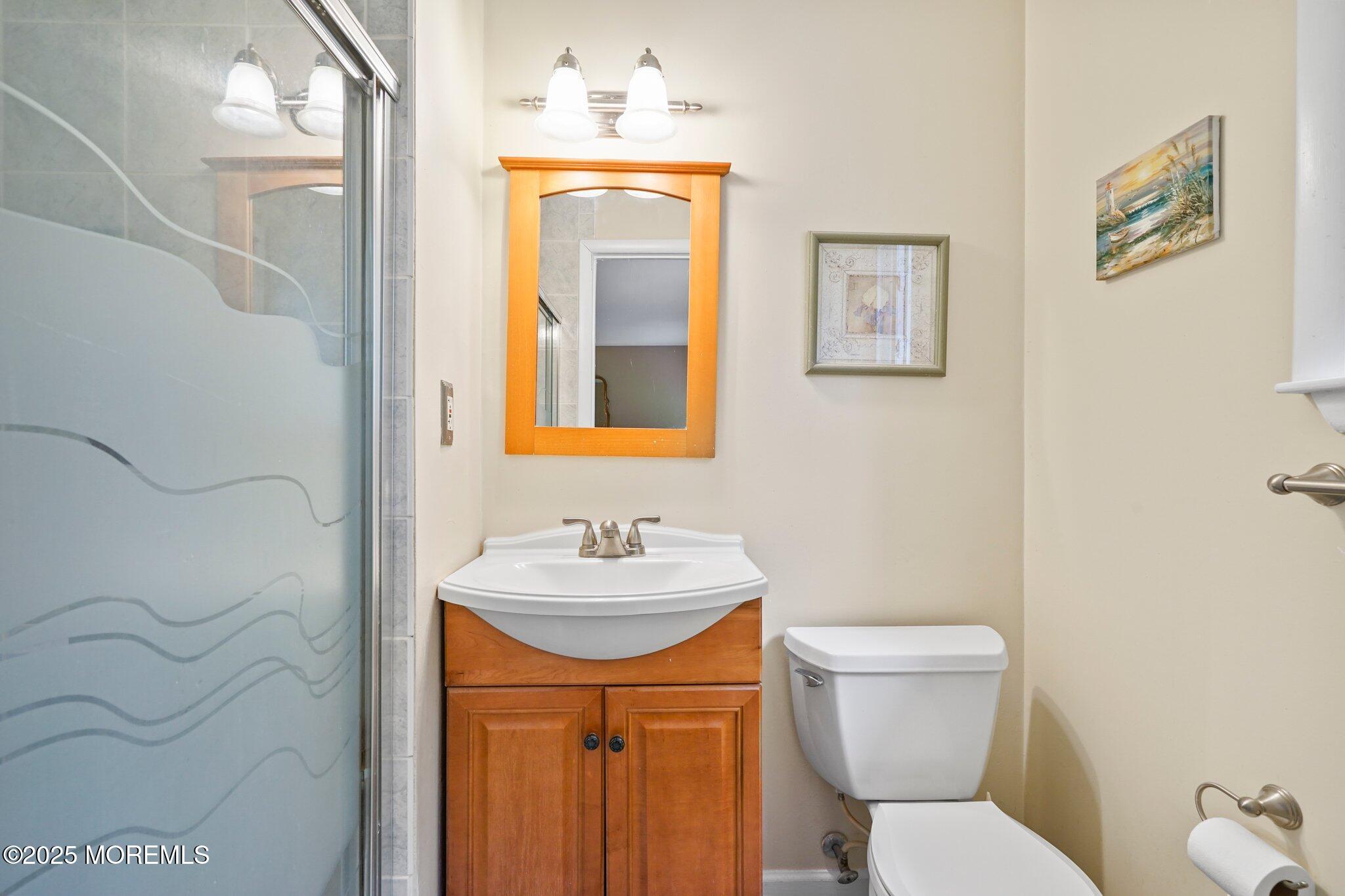 11 Hazelwood Court, Howell, NJ, 07731 image 17