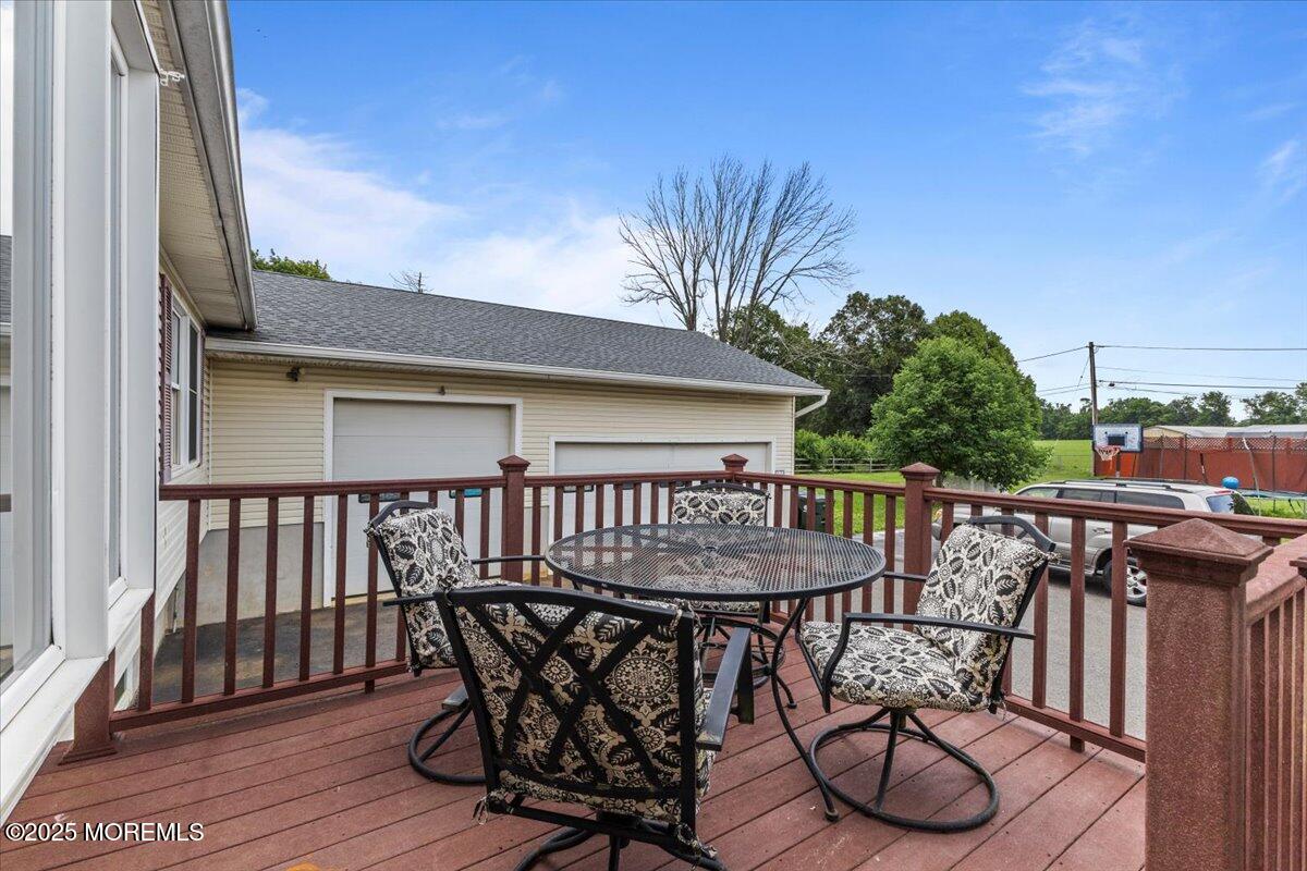 120 Jonathan Holmes Road Image 4