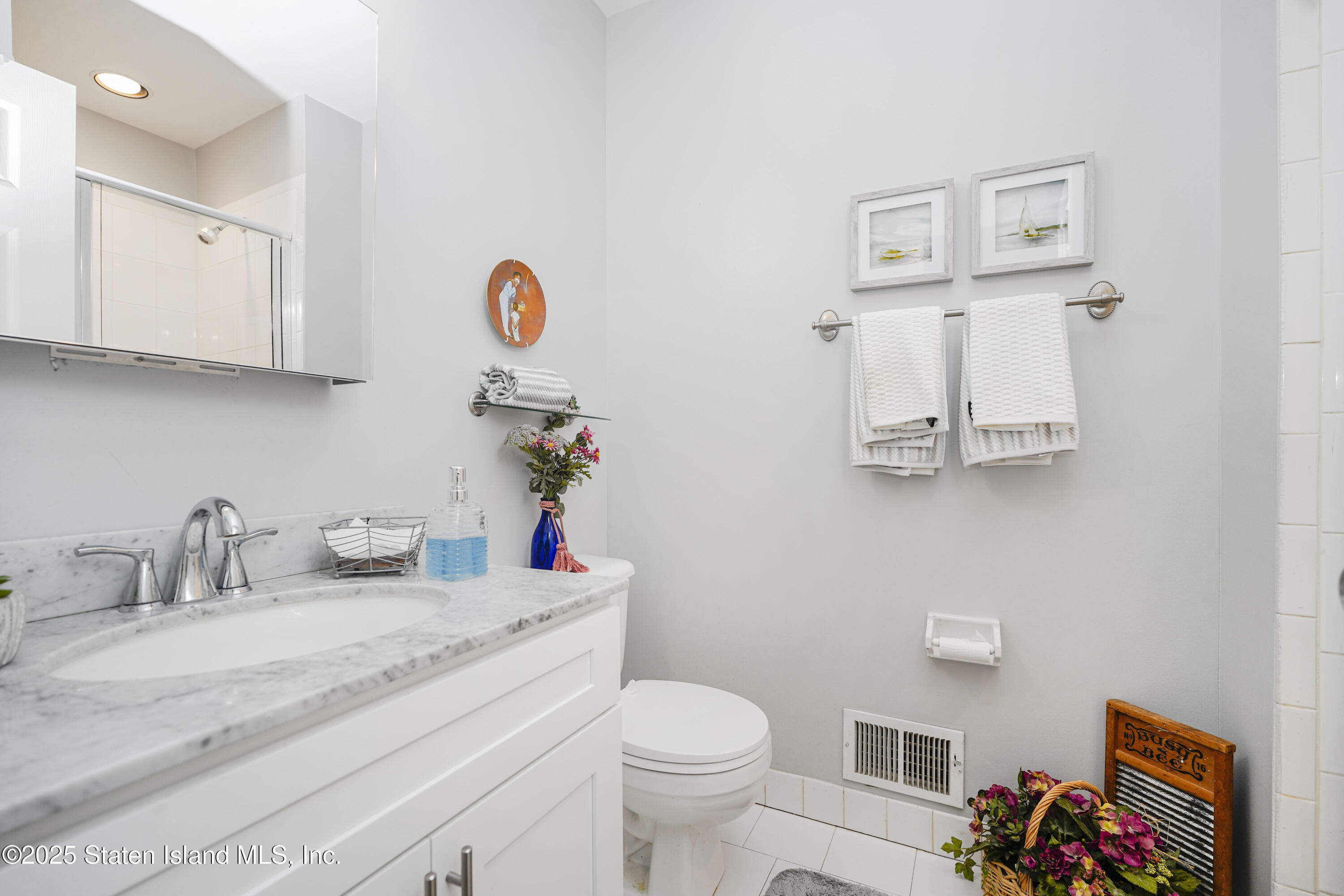 100 Robin Court, Staten Island, NY, 10309 image 31