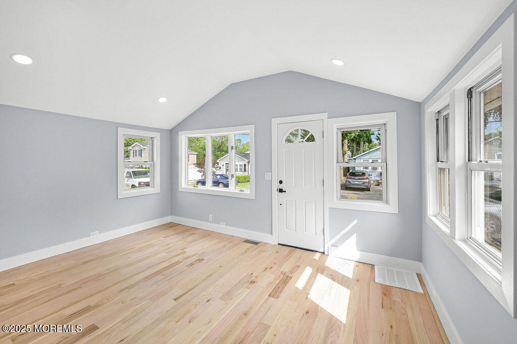 50 Pacific Boulevard, Keyport, NJ, 07735 image 8