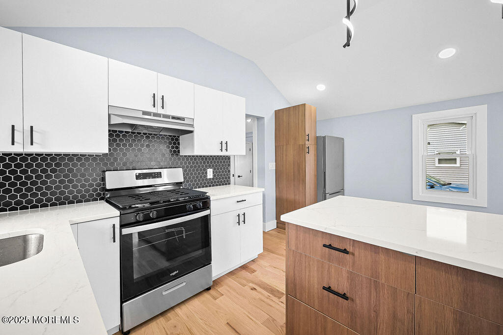 50 Pacific Boulevard, Keyport, NJ, 07735 image 15