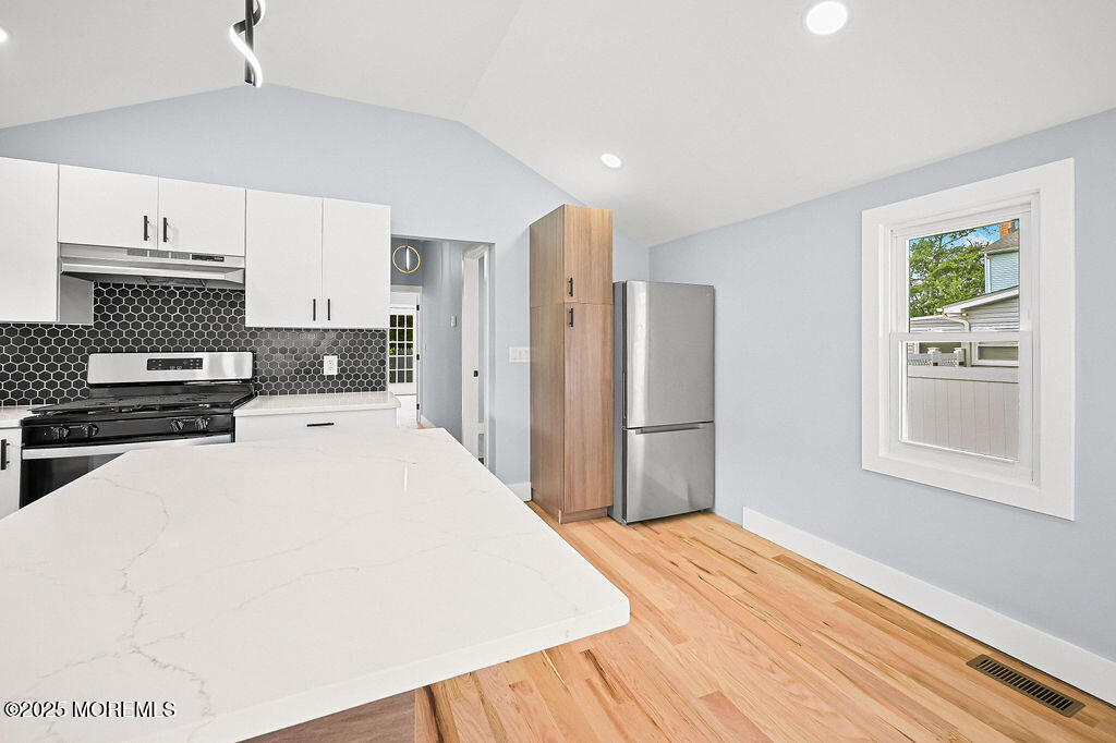 50 Pacific Boulevard, Keyport, NJ, 07735 image 17