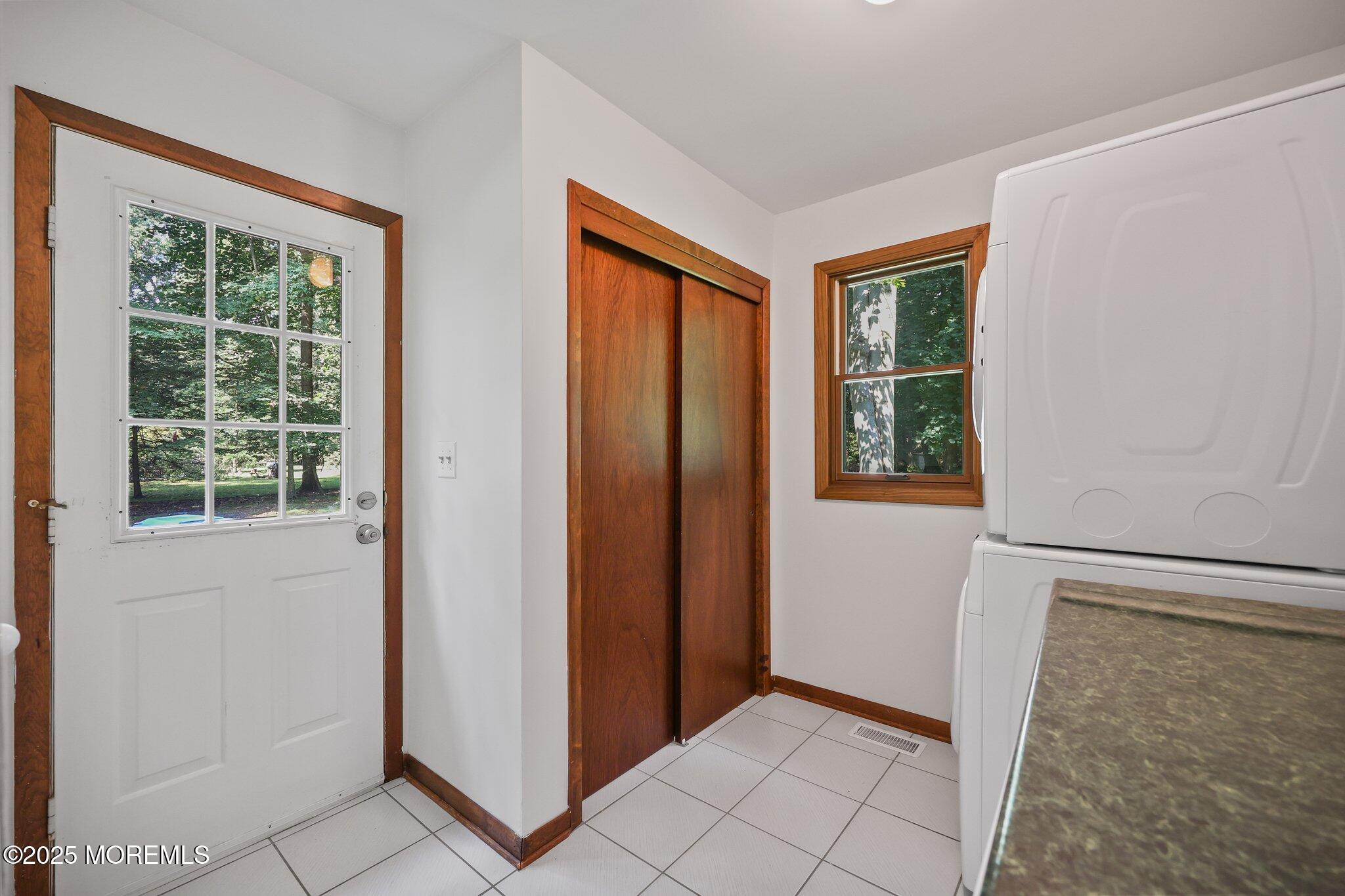 38 Pine Street, Lincroft, NJ, 07738 image 22