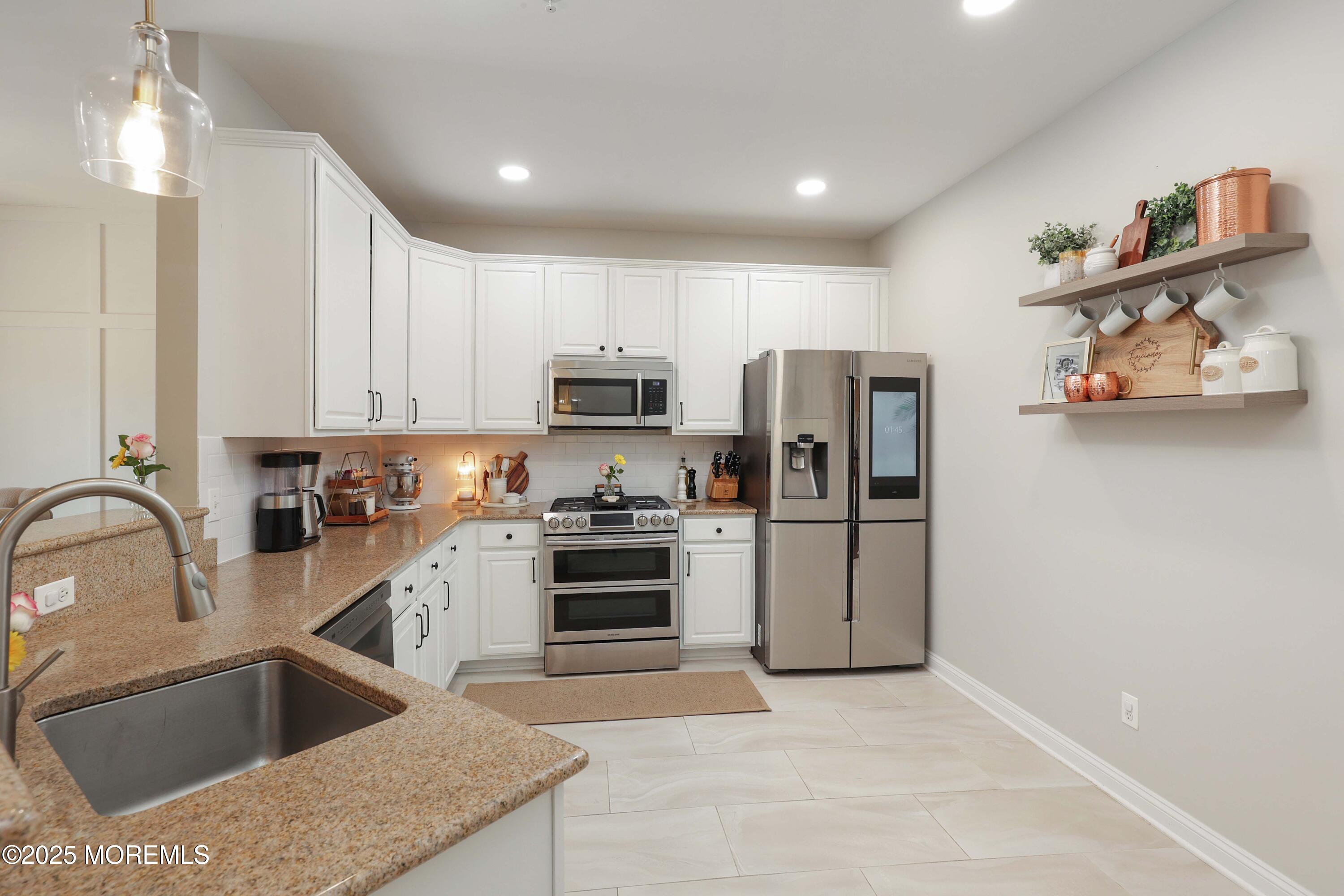 408 April Way, Middletown, NJ, 07748 image 12