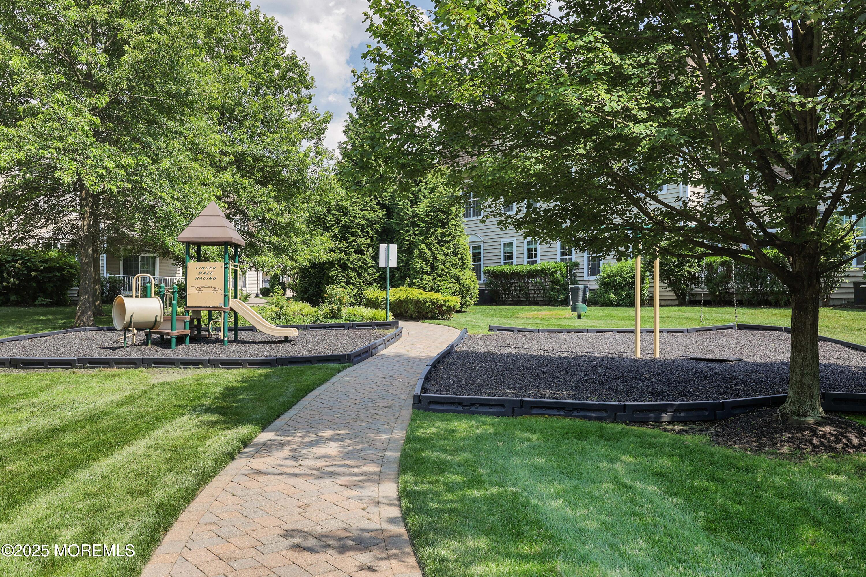 408 April Way, Middletown, NJ, 07748 image 30