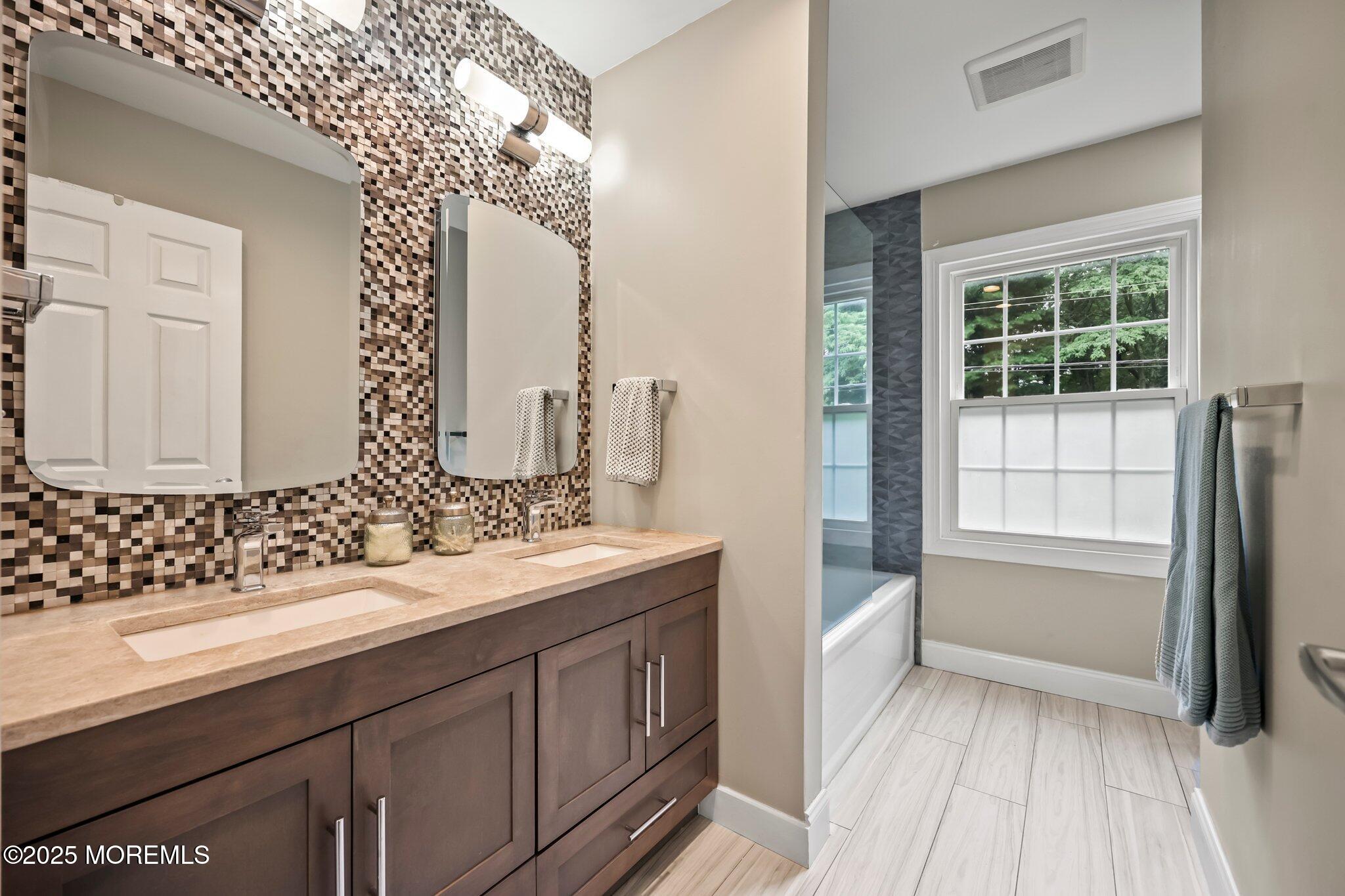 2 Independence Drive, Aberdeen, NJ, 07747 image 25