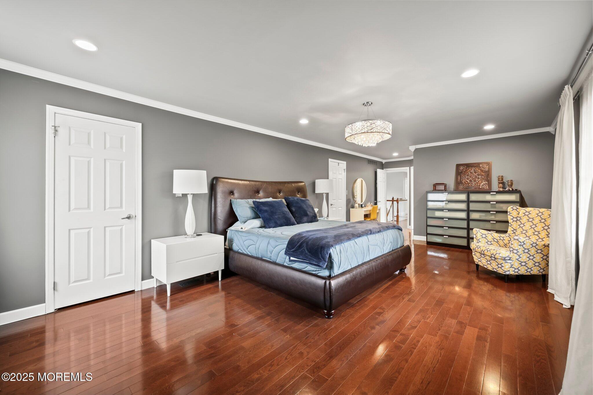 2 Independence Drive, Aberdeen, NJ, 07747 image 32