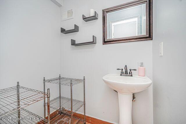 499 Medina Street, Staten Island, NY, 10306 image 25