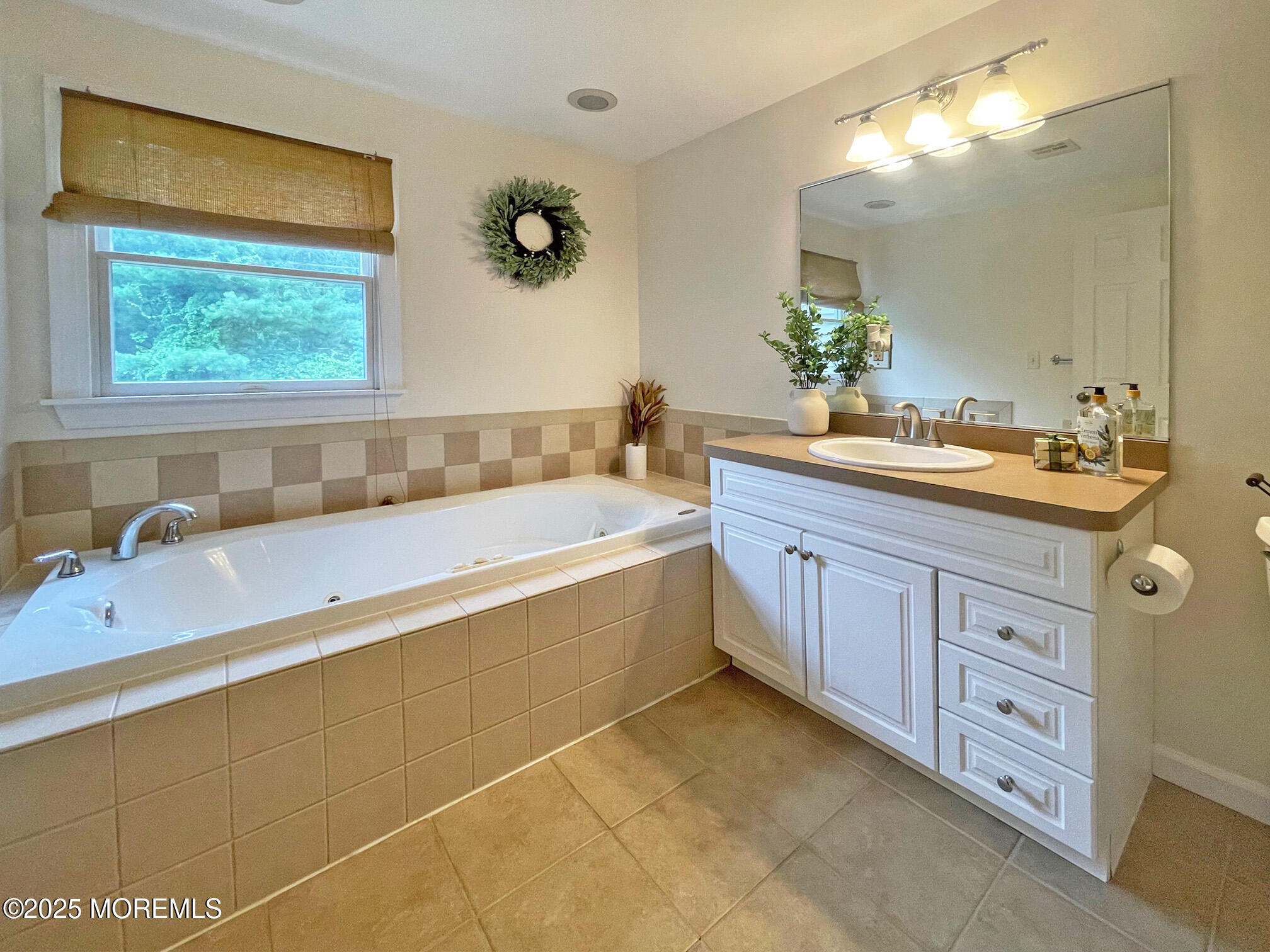 162 Ivy Hill Drive, Aberdeen, NJ, 07747 image 31