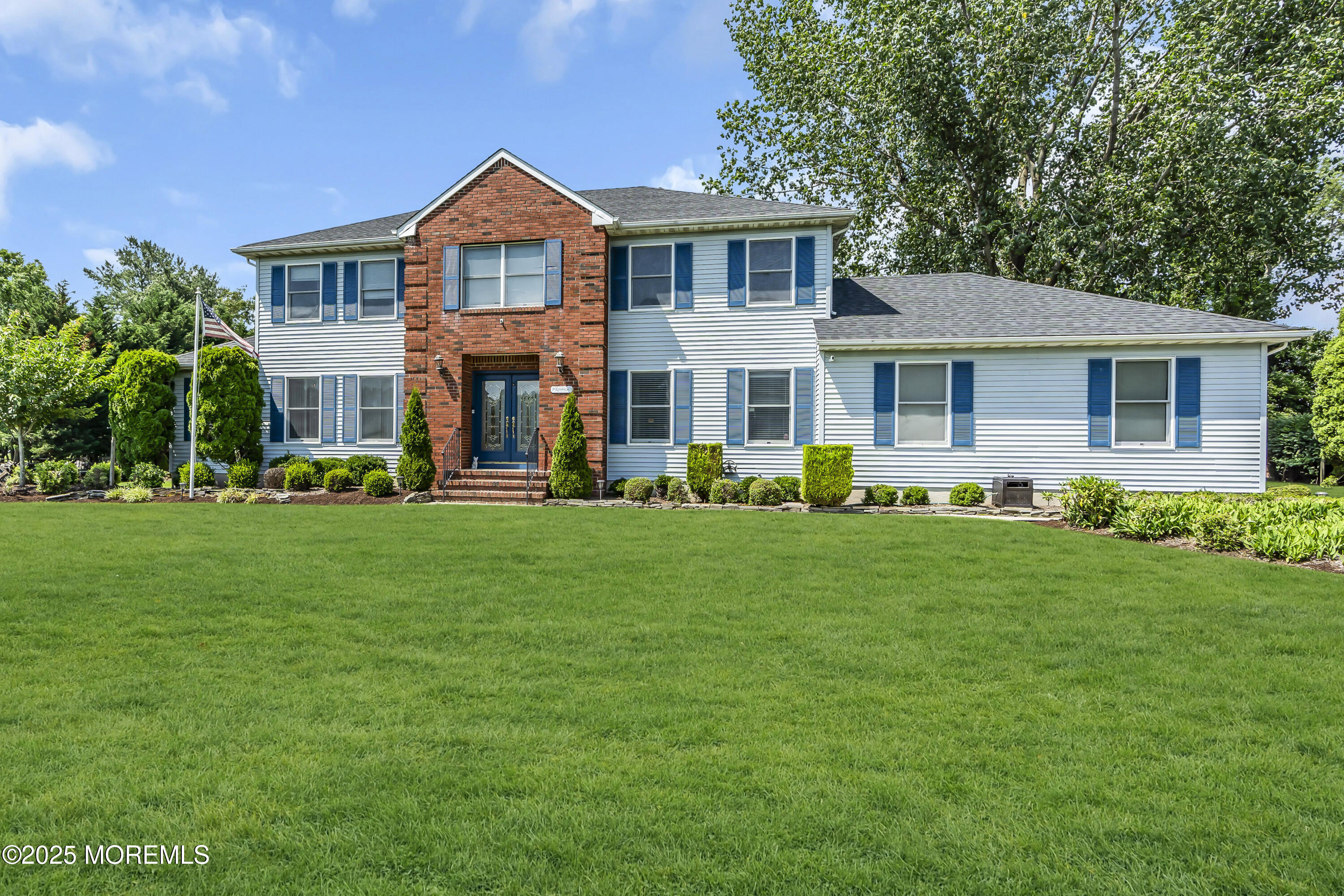 70 Desai Court Image 3
