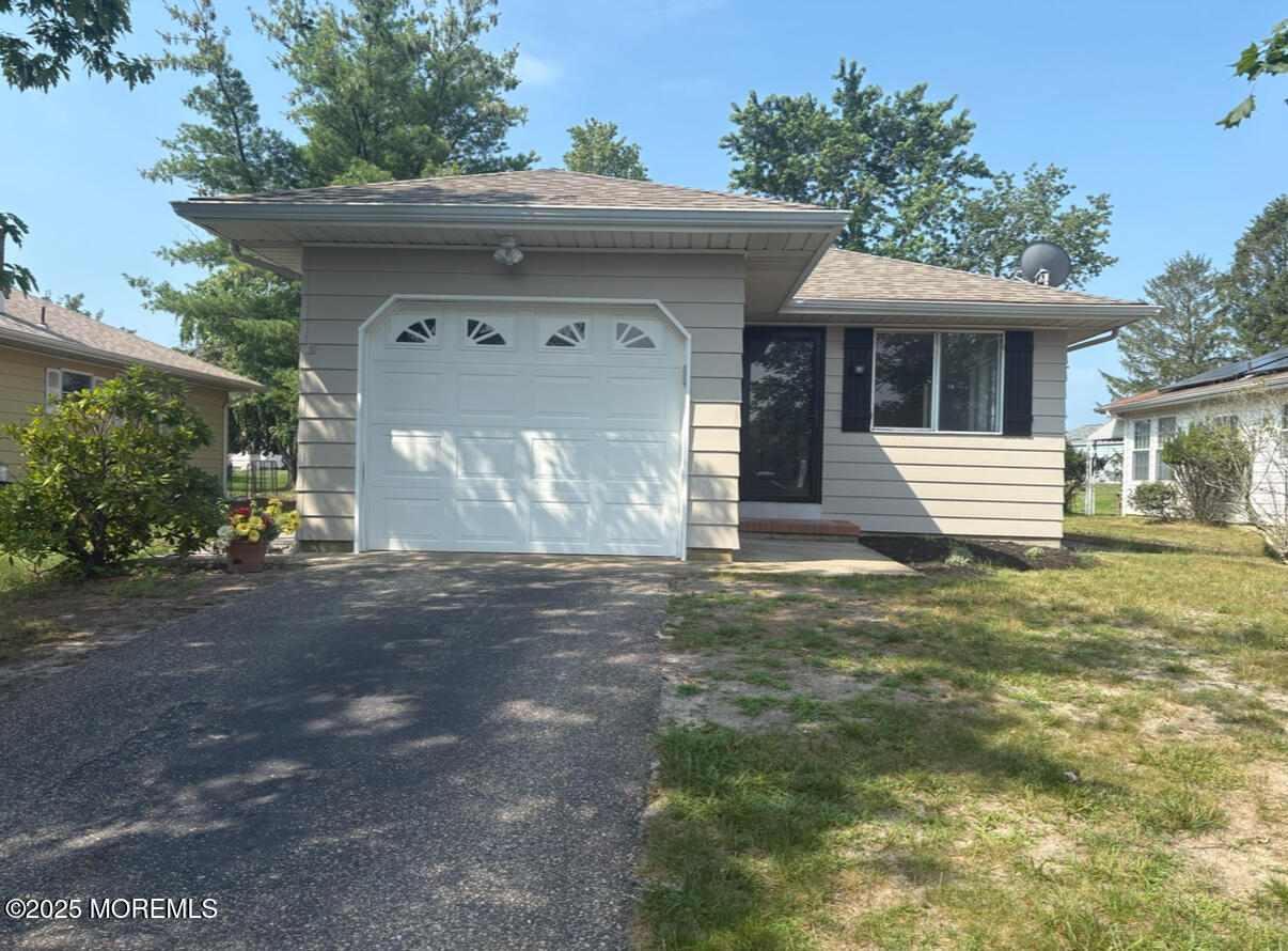 101 Bonaire Drive, Toms River, NJ, 08757