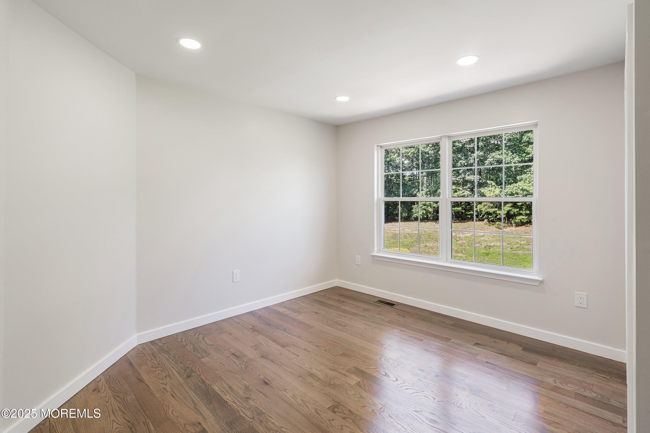 2 Muirwood Court, Jackson, NJ, 08527 image 28