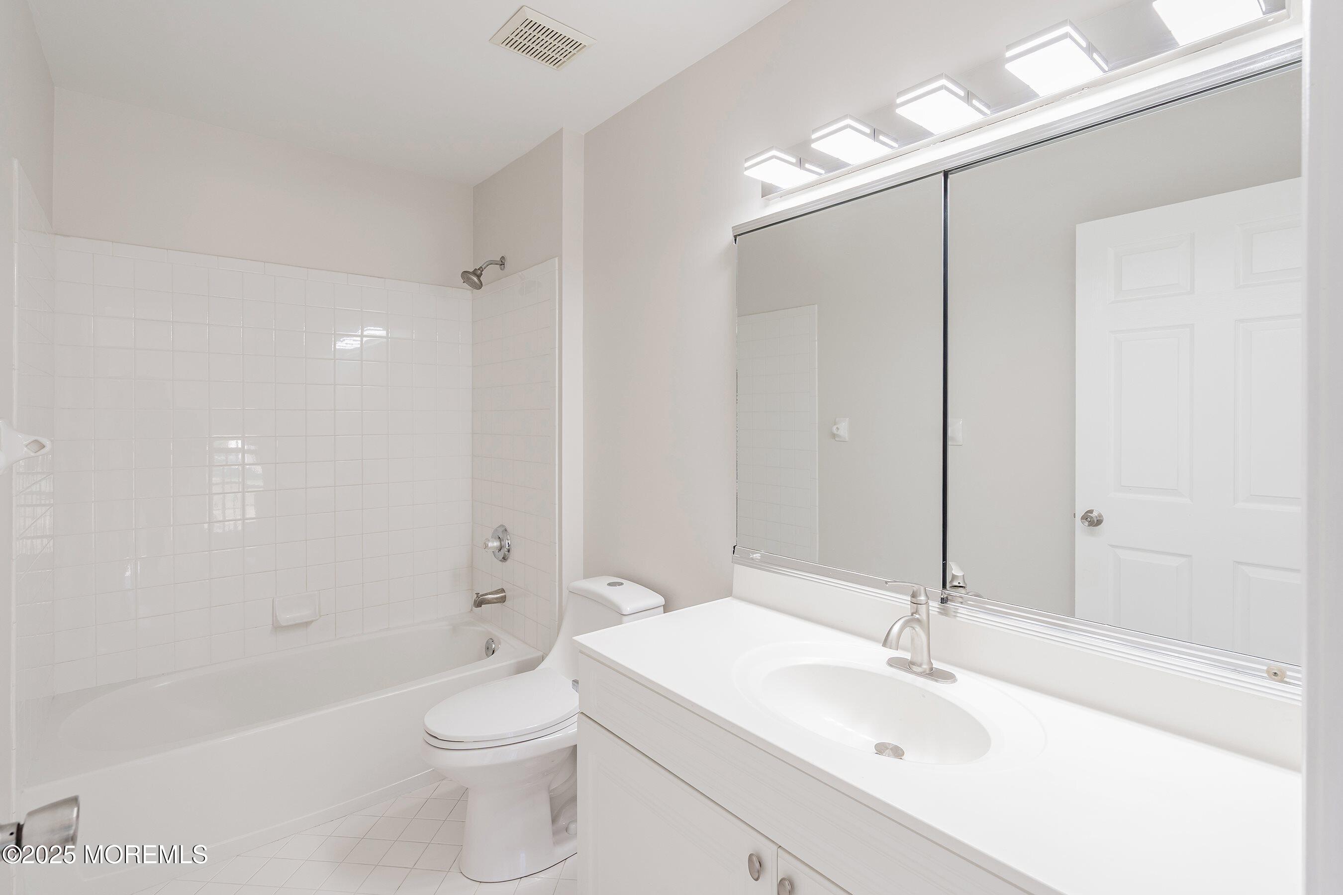 2 Muirwood Court, Jackson, NJ, 08527 image 32