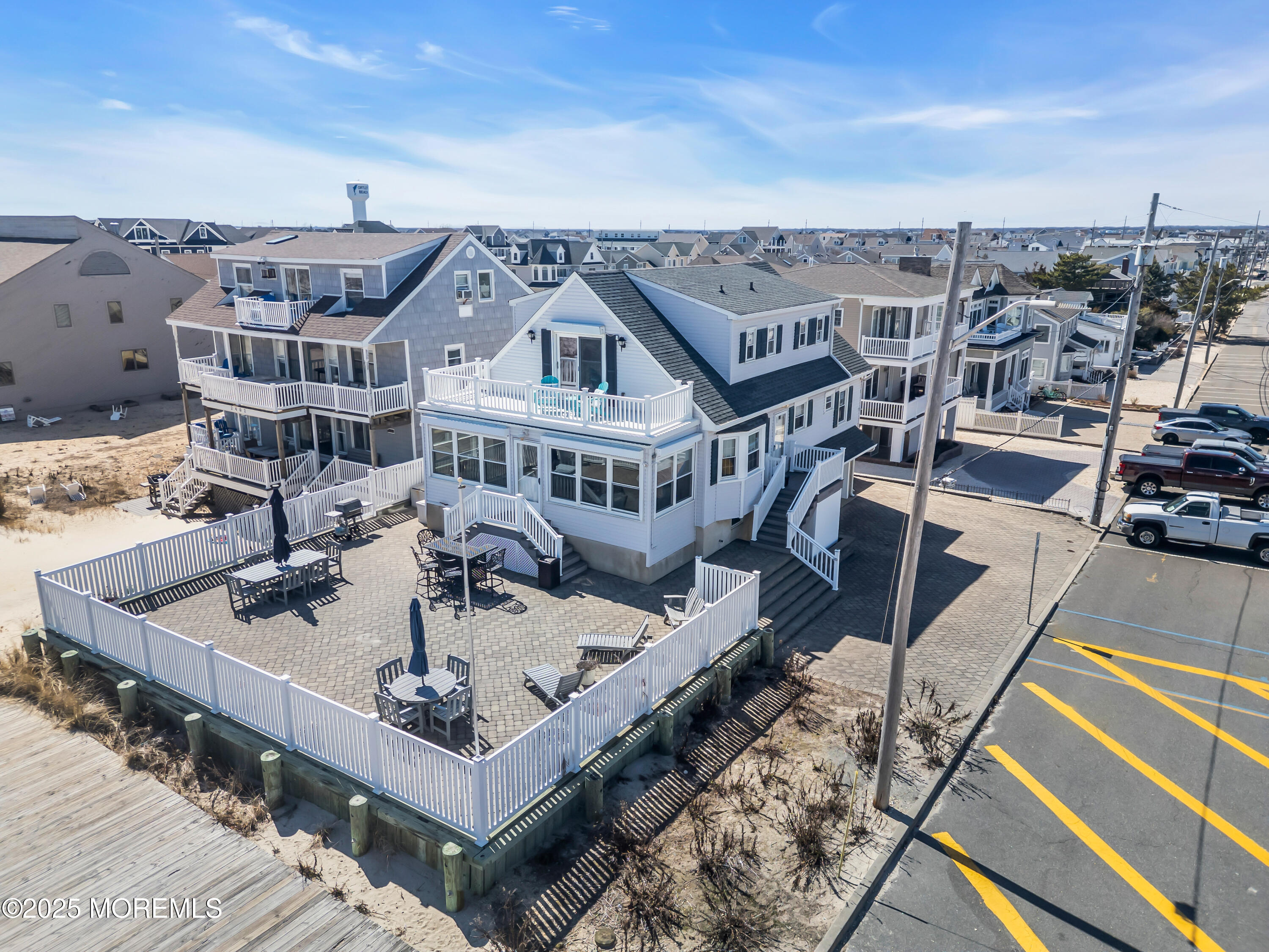 2400 Ocean Front Image 4