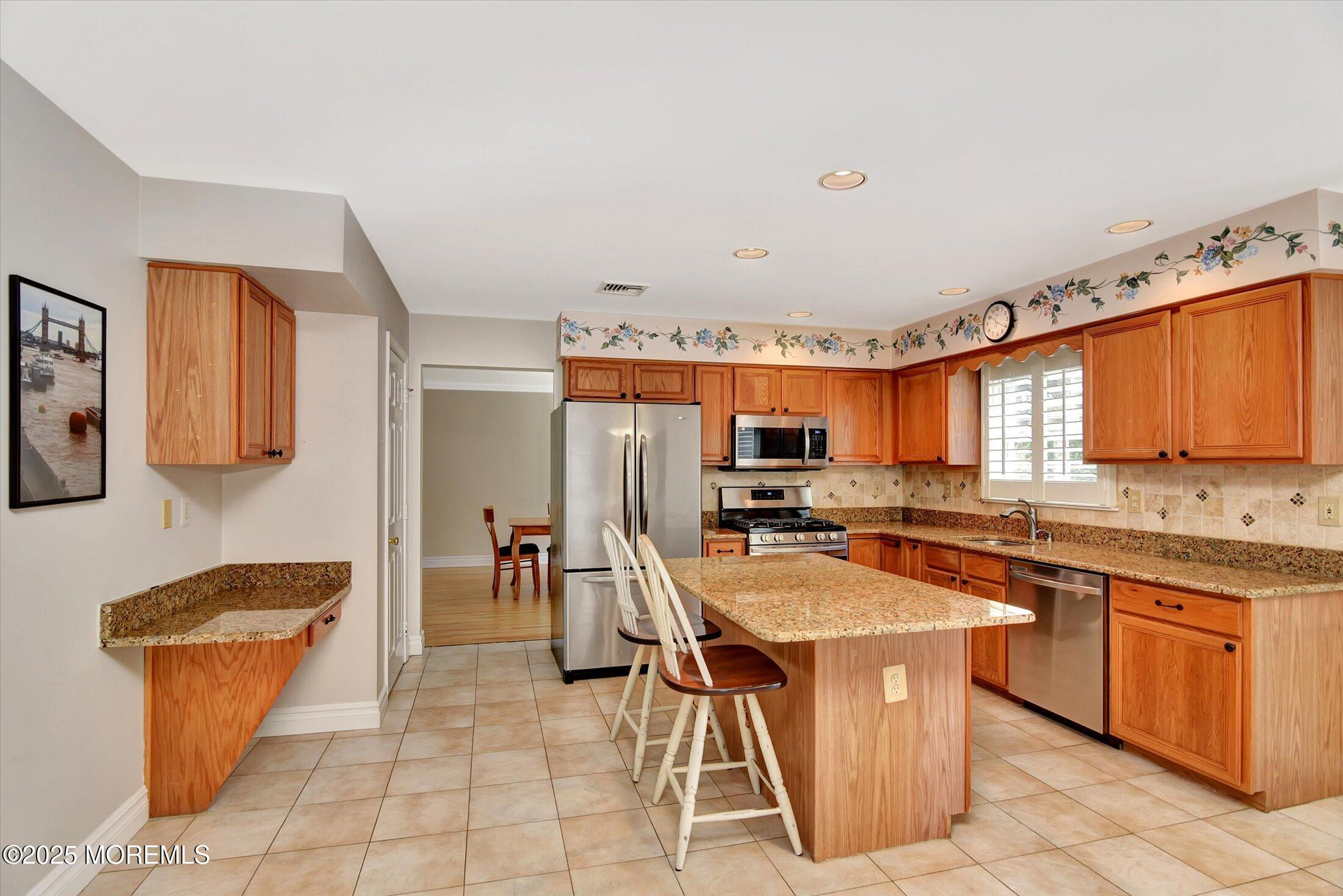 16 Locksley Lane, Manalapan, NJ, 07726 image 12