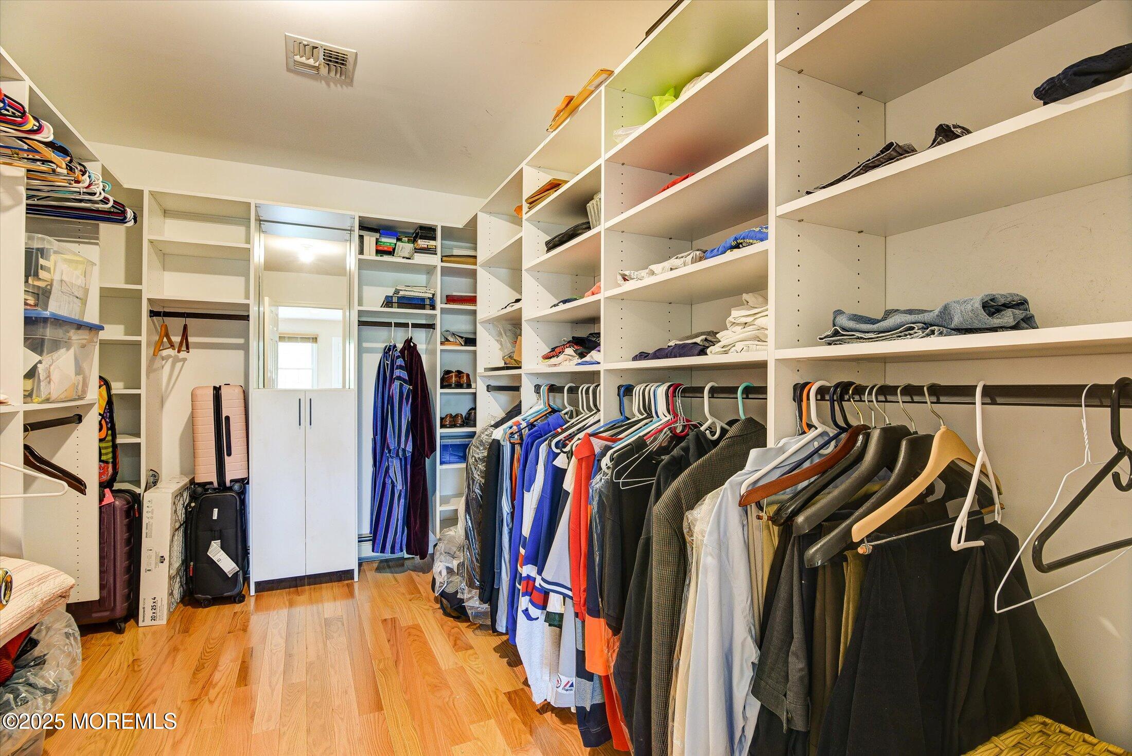 16 Locksley Lane, Manalapan, NJ, 07726 image 30