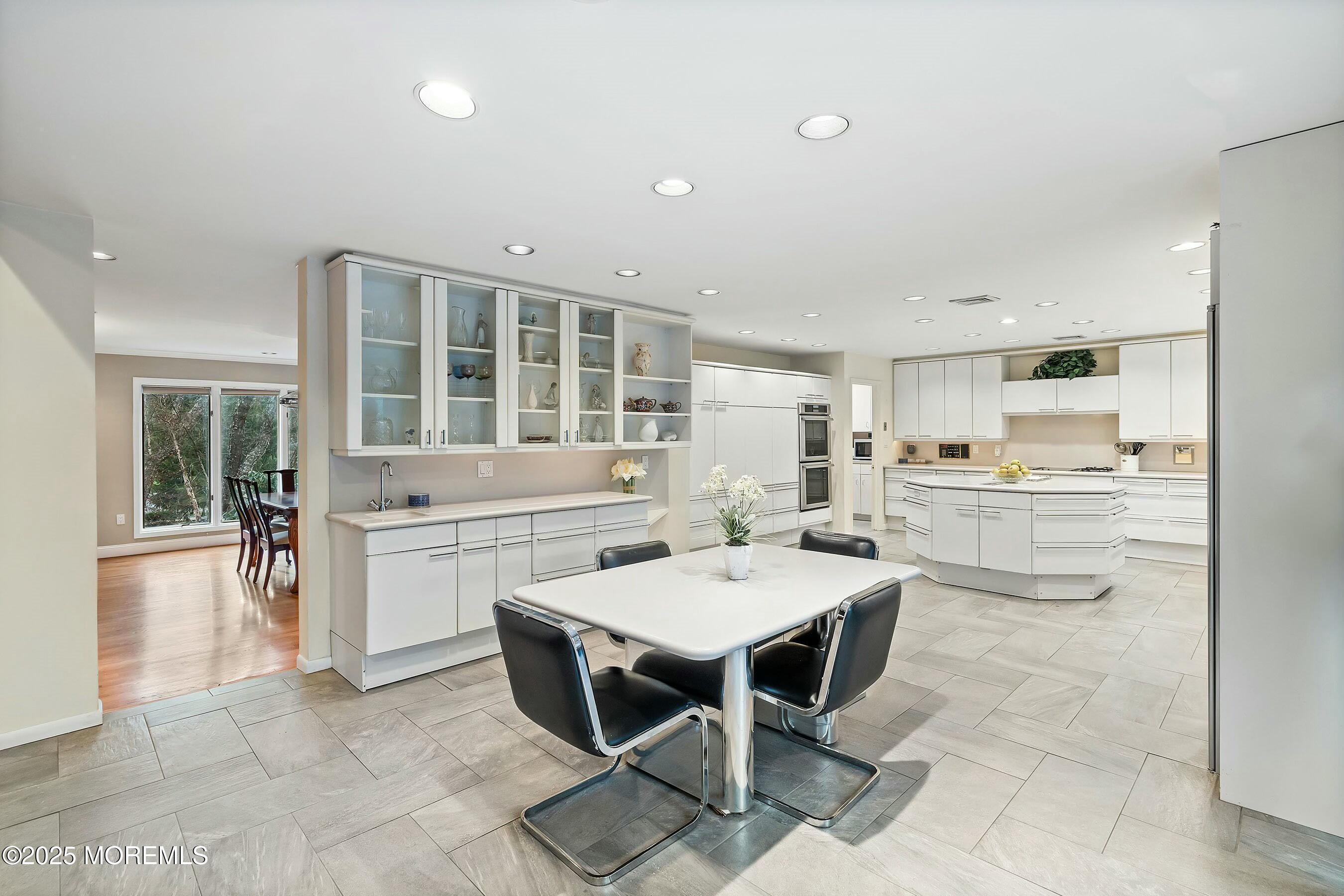 7 Jayhawk Way, Holmdel, NJ, 07733 image 17