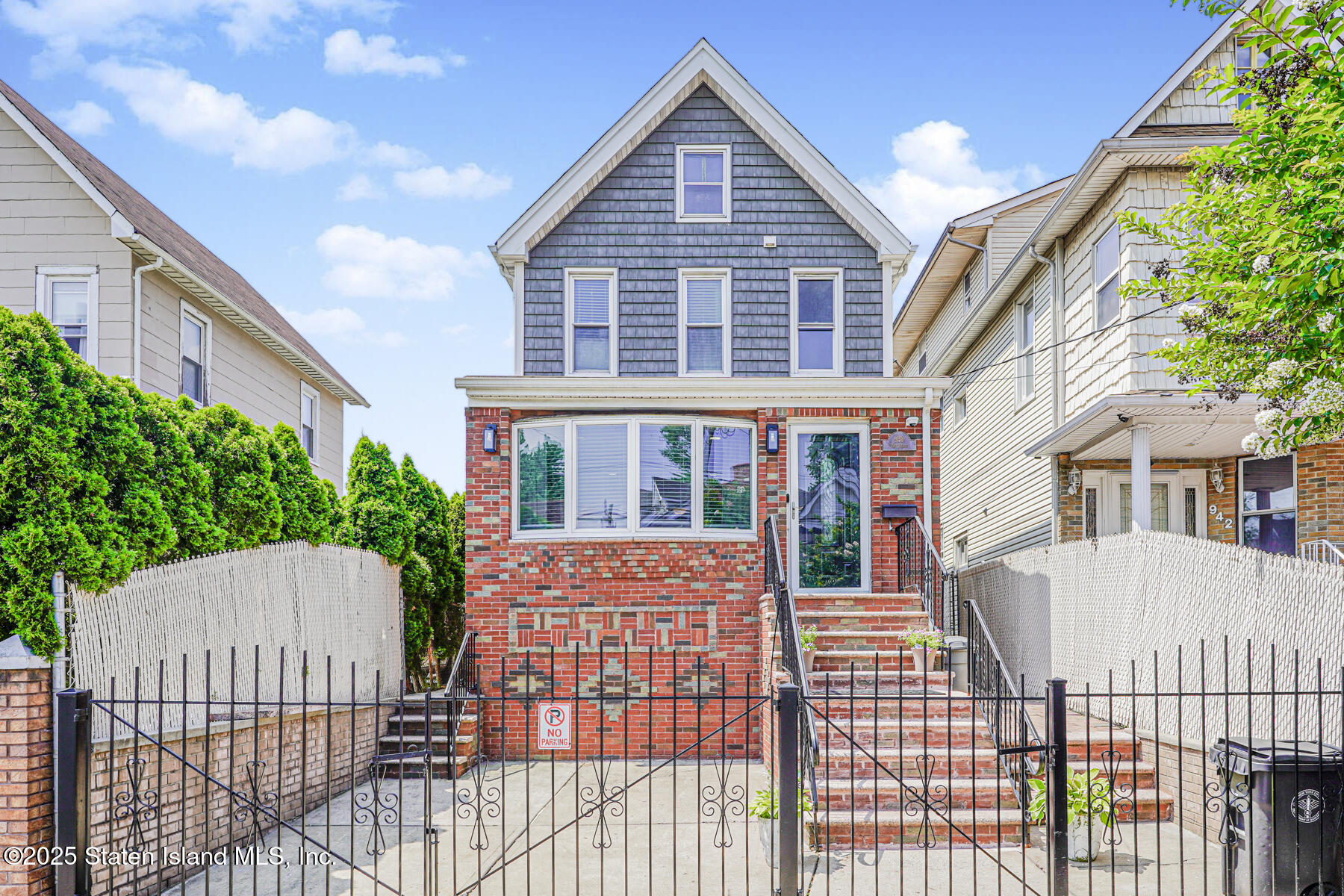 938 Post Avenue, Staten Island, NY, 10302