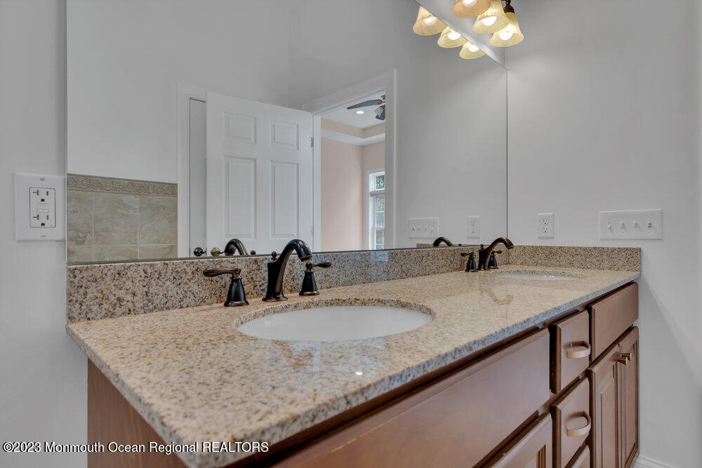 25 Merion Lane, Jackson, NJ, 08527 image 45