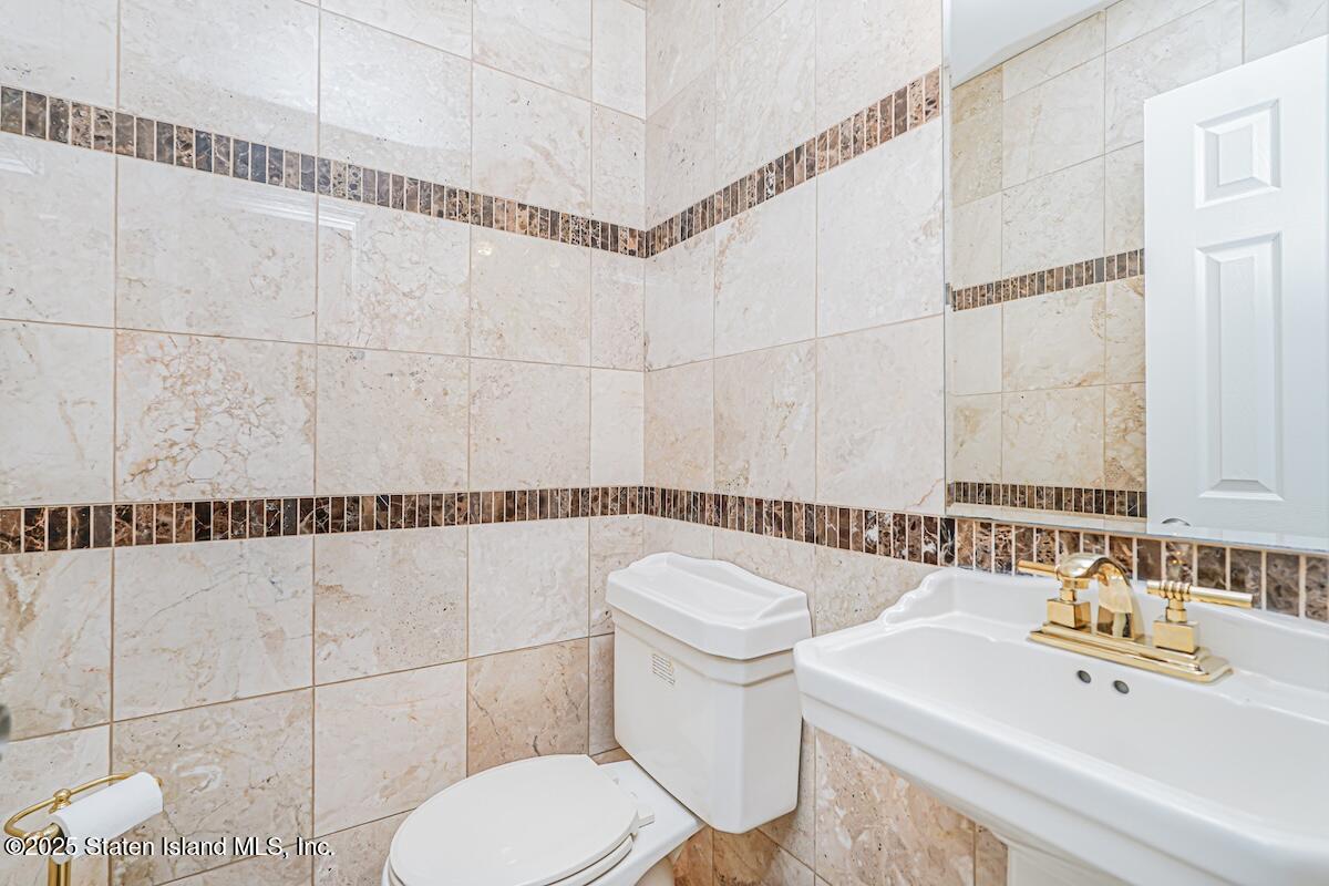 182 Pembrook Loop, Staten Island, NY, 10309 image 25