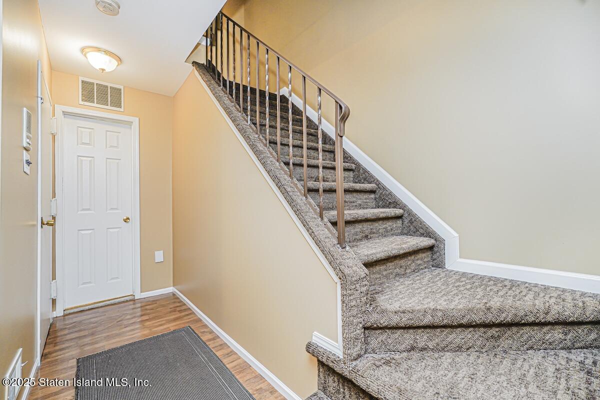 182 Pembrook Loop, Staten Island, NY, 10309 image 24