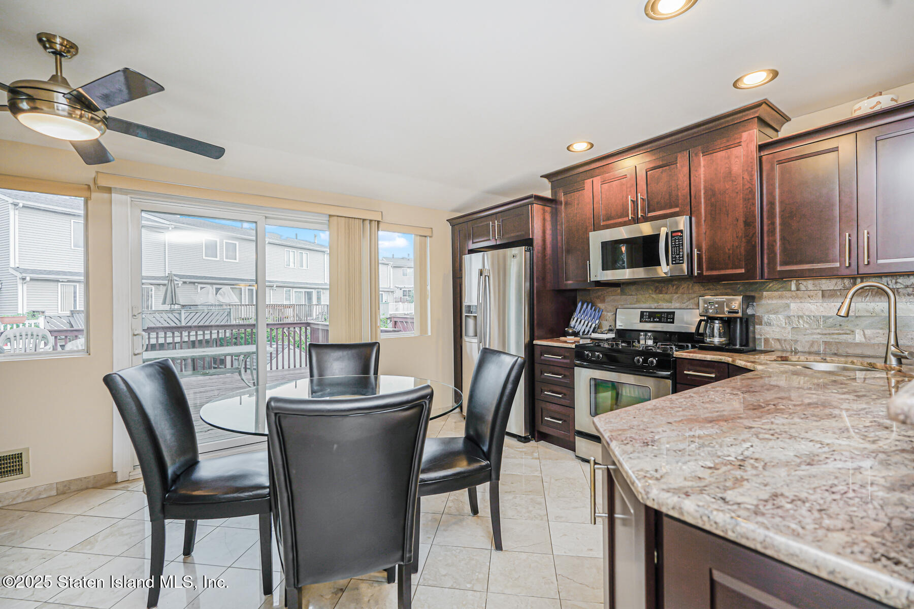 182 Pembrook Loop, Staten Island, NY, 10309 image 12