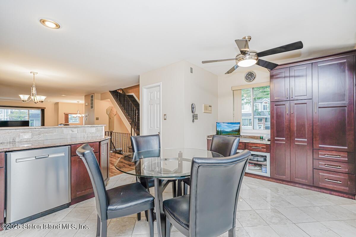 182 Pembrook Loop, Staten Island, NY, 10309 image 16