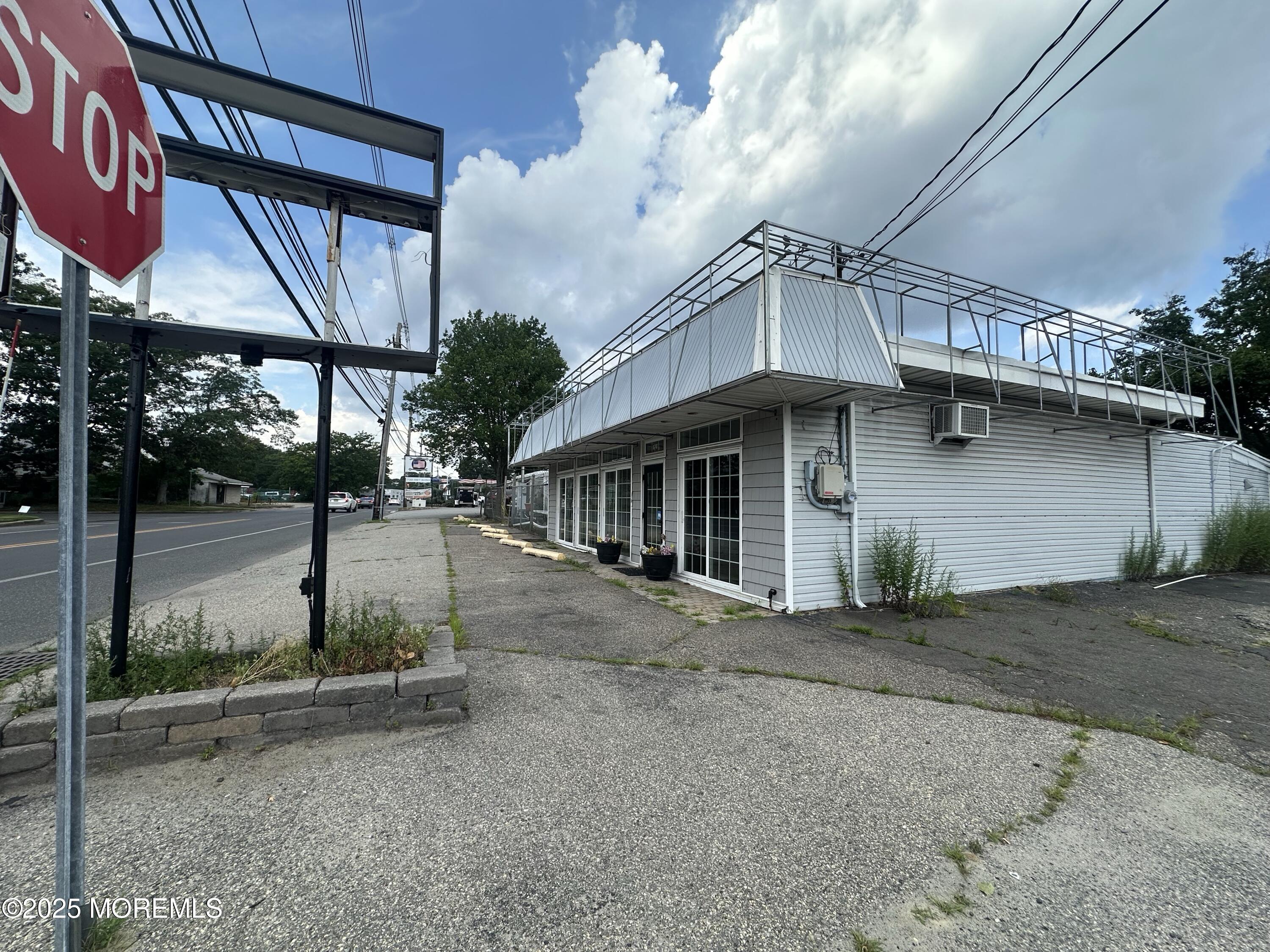570 Mantoloking Road, Brick, NJ, 08723 image 27