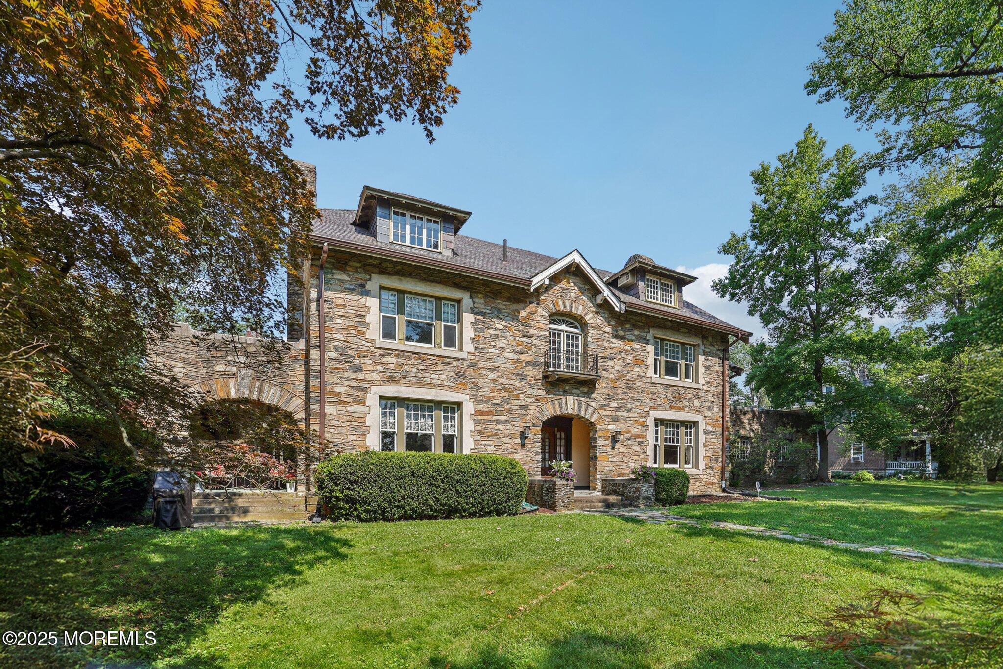 3 Belmont Circle Image 2