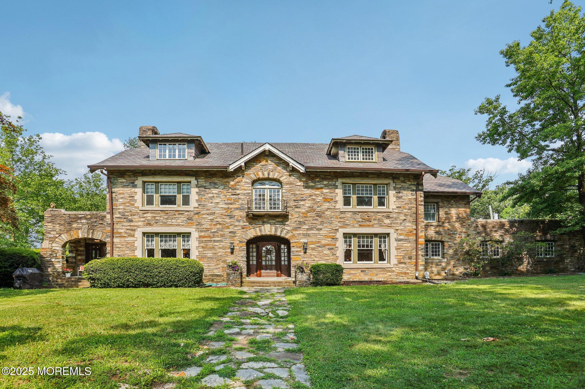 3 Belmont Circle Image 4