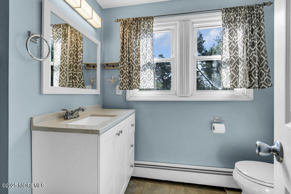 194 Washington Street, Keyport, NJ, 07735 image 30