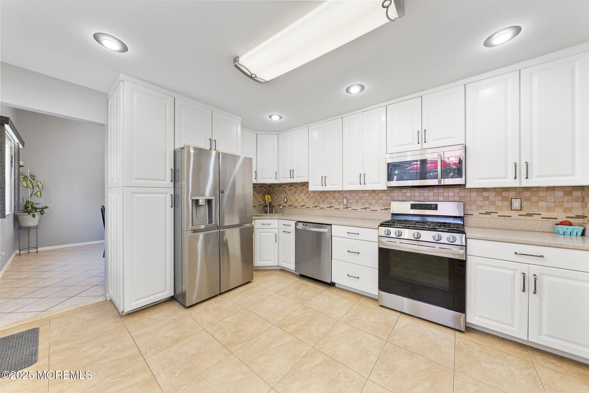 1 Spruce Way, Manalapan, NJ, 07726 image 22