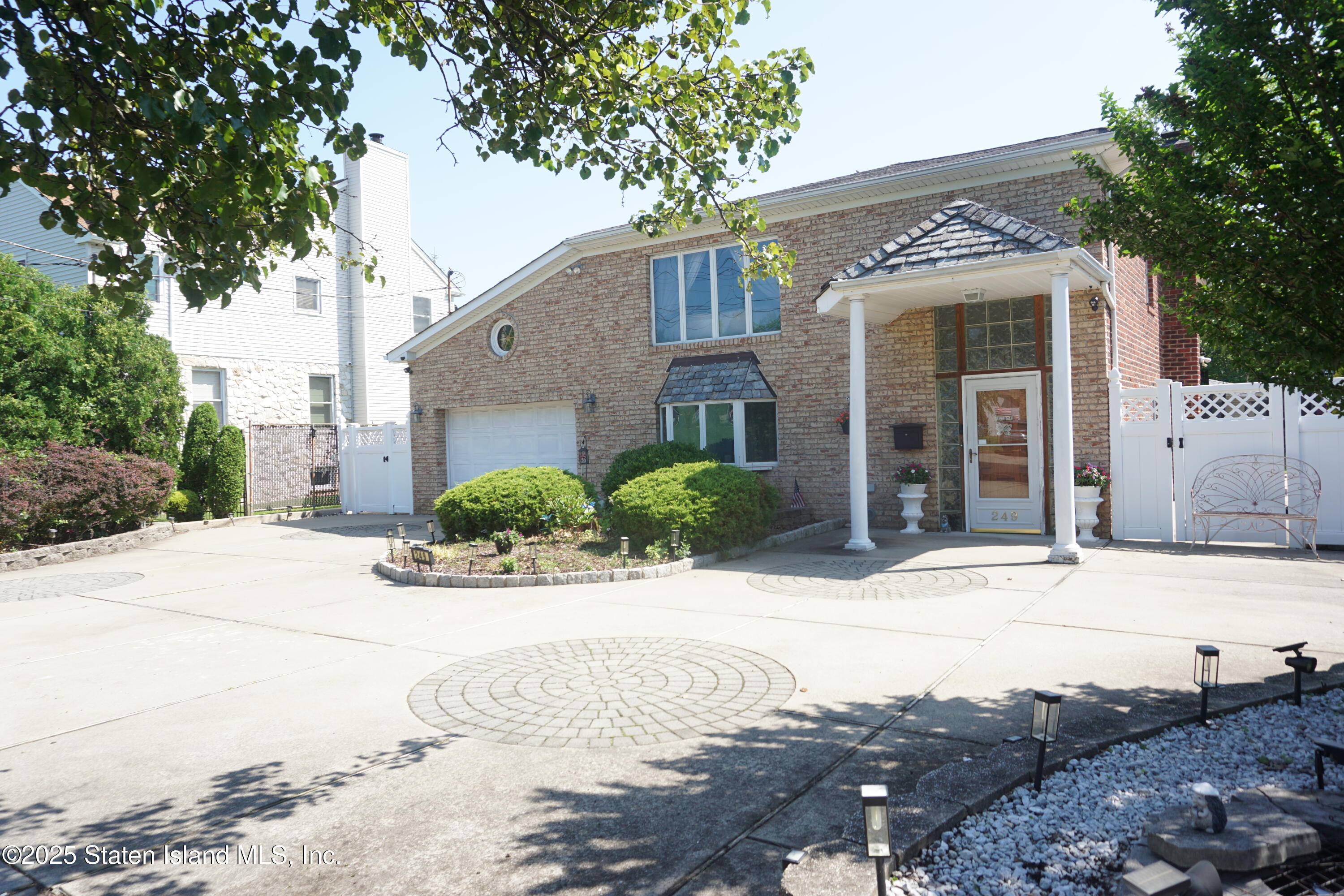 249 Ridgecrest Avenue Image 3